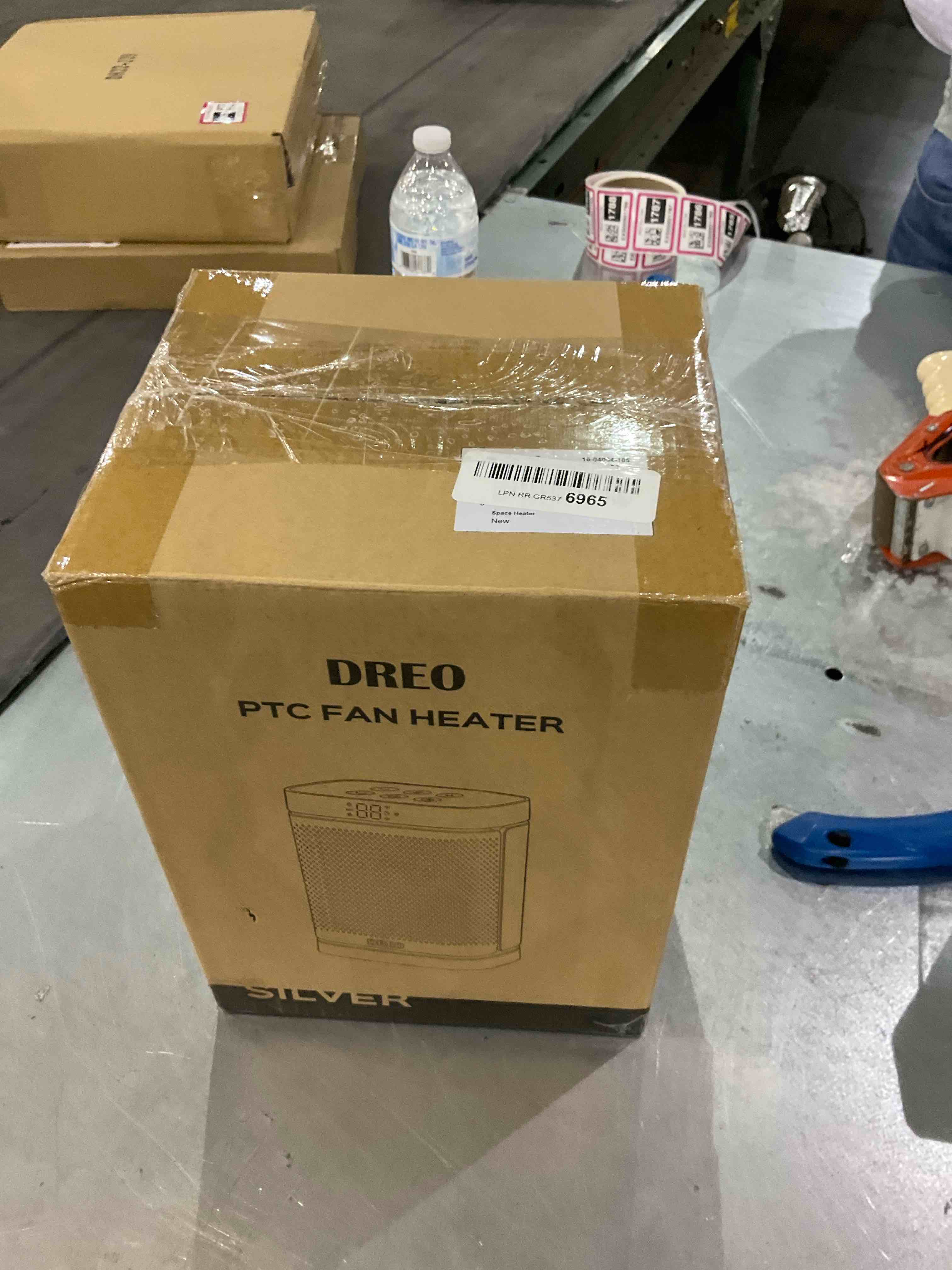 https://s3.amazonaws.com/lotting-images-prod/bidfta/EXS00506948_1698235561323.jpeg