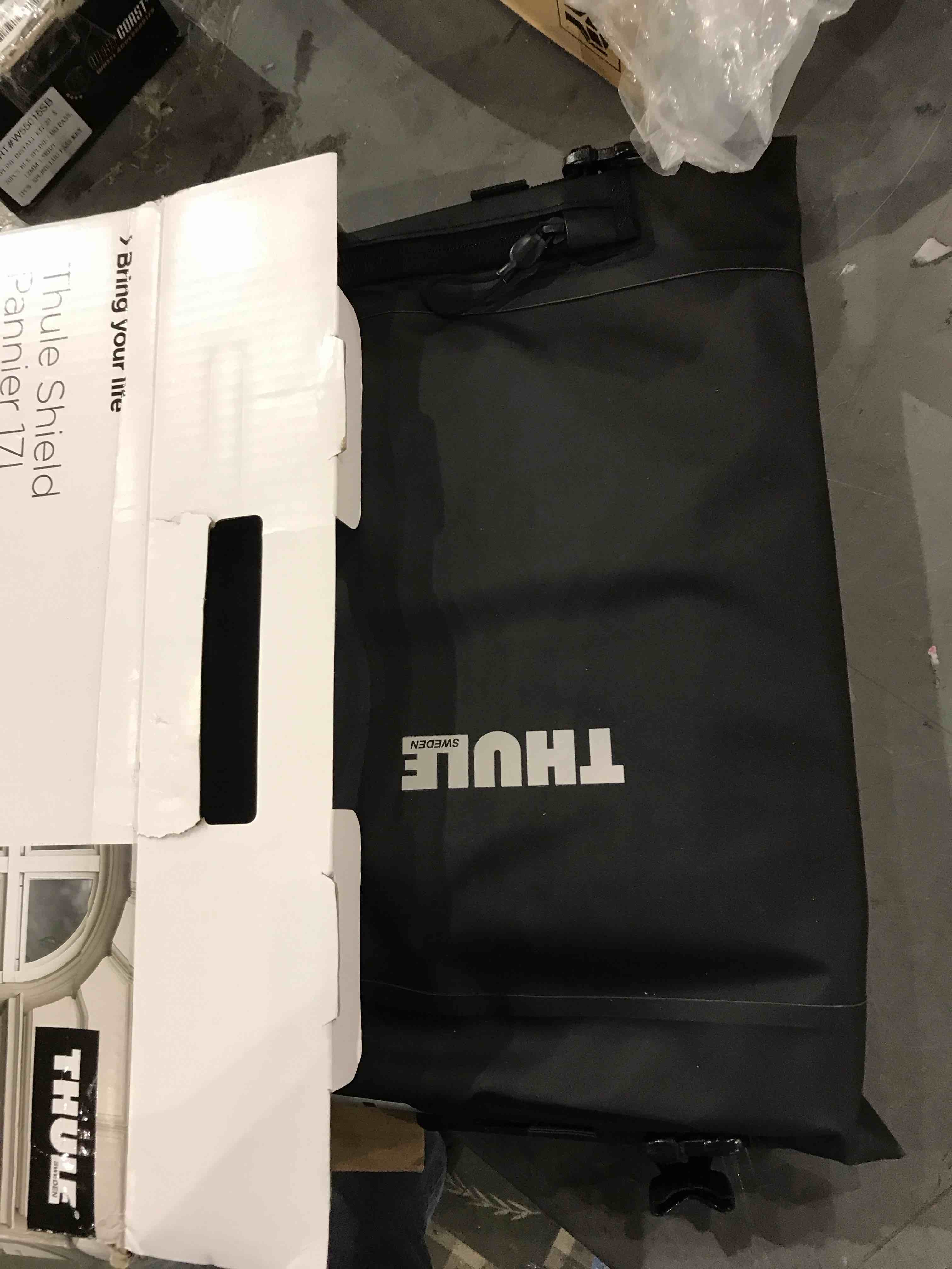 https://s3.amazonaws.com/lotting-images-prod/bidfta/EXS00507816_1698667960828.jpeg