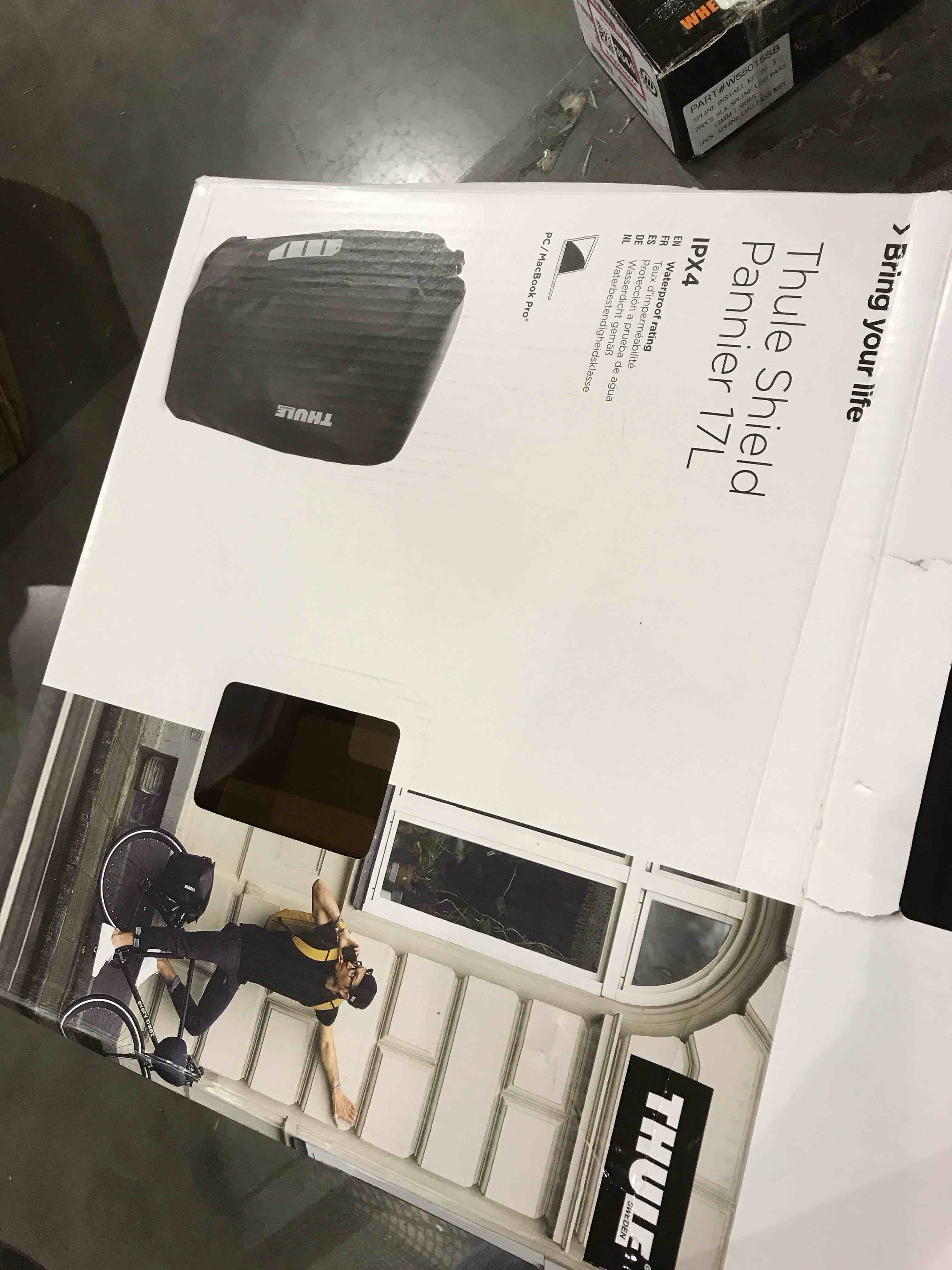 https://s3.amazonaws.com/lotting-images-prod/bidfta/EXS00507816_1698667962805.jpeg