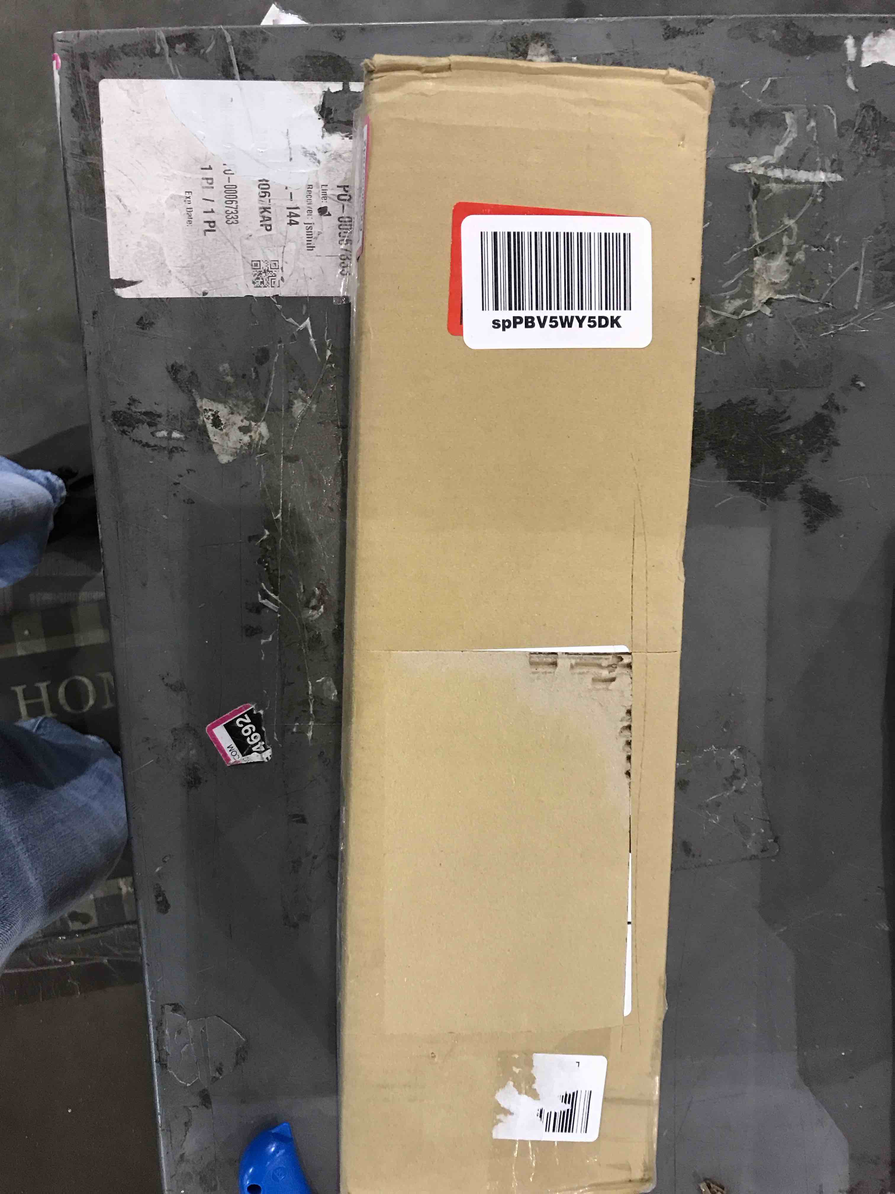 https://s3.amazonaws.com/lotting-images-prod/bidfta/EXS00507842_1698674521837.jpeg