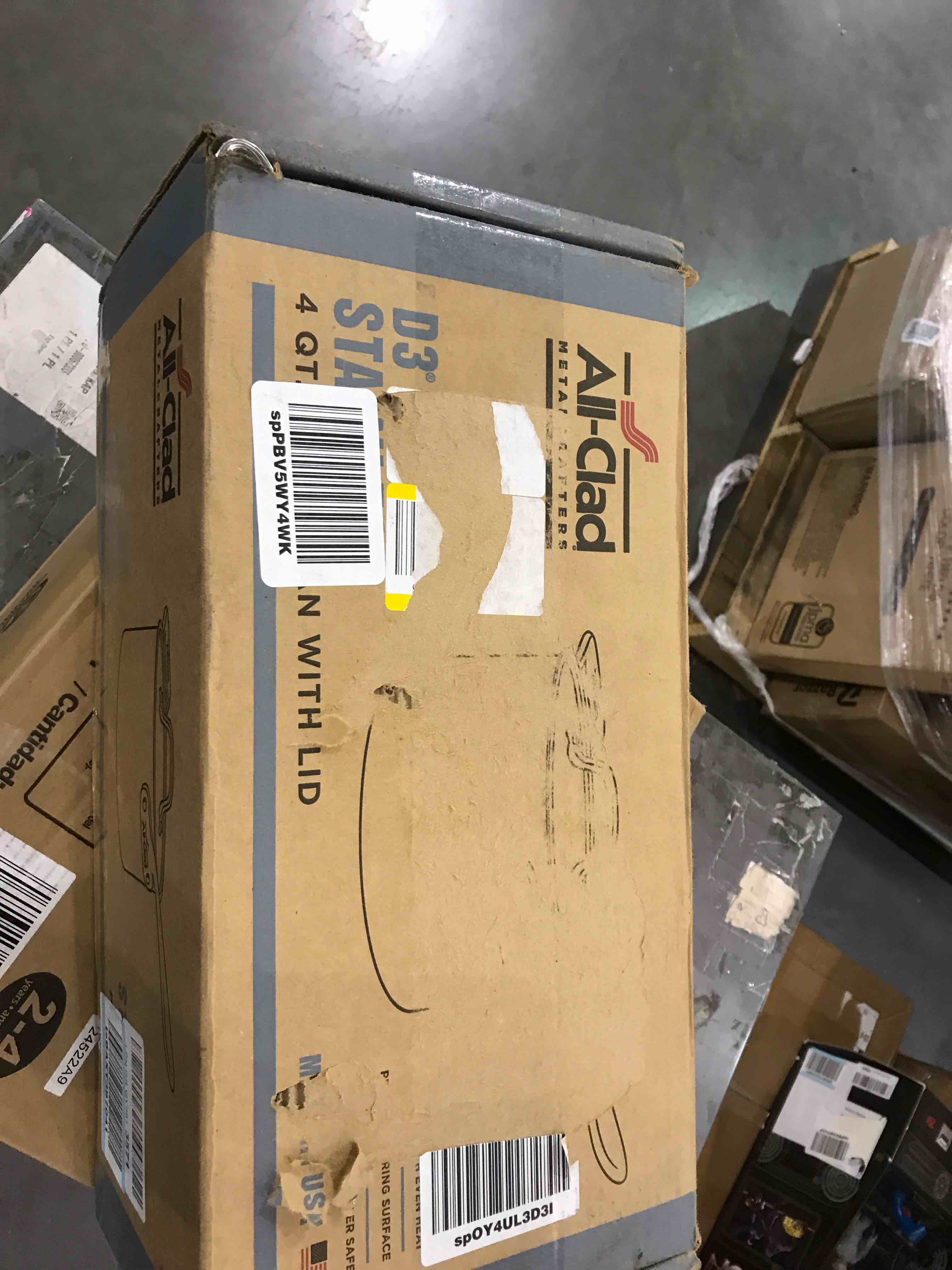 https://s3.amazonaws.com/lotting-images-prod/bidfta/EXS00507862_1698676942189.jpeg