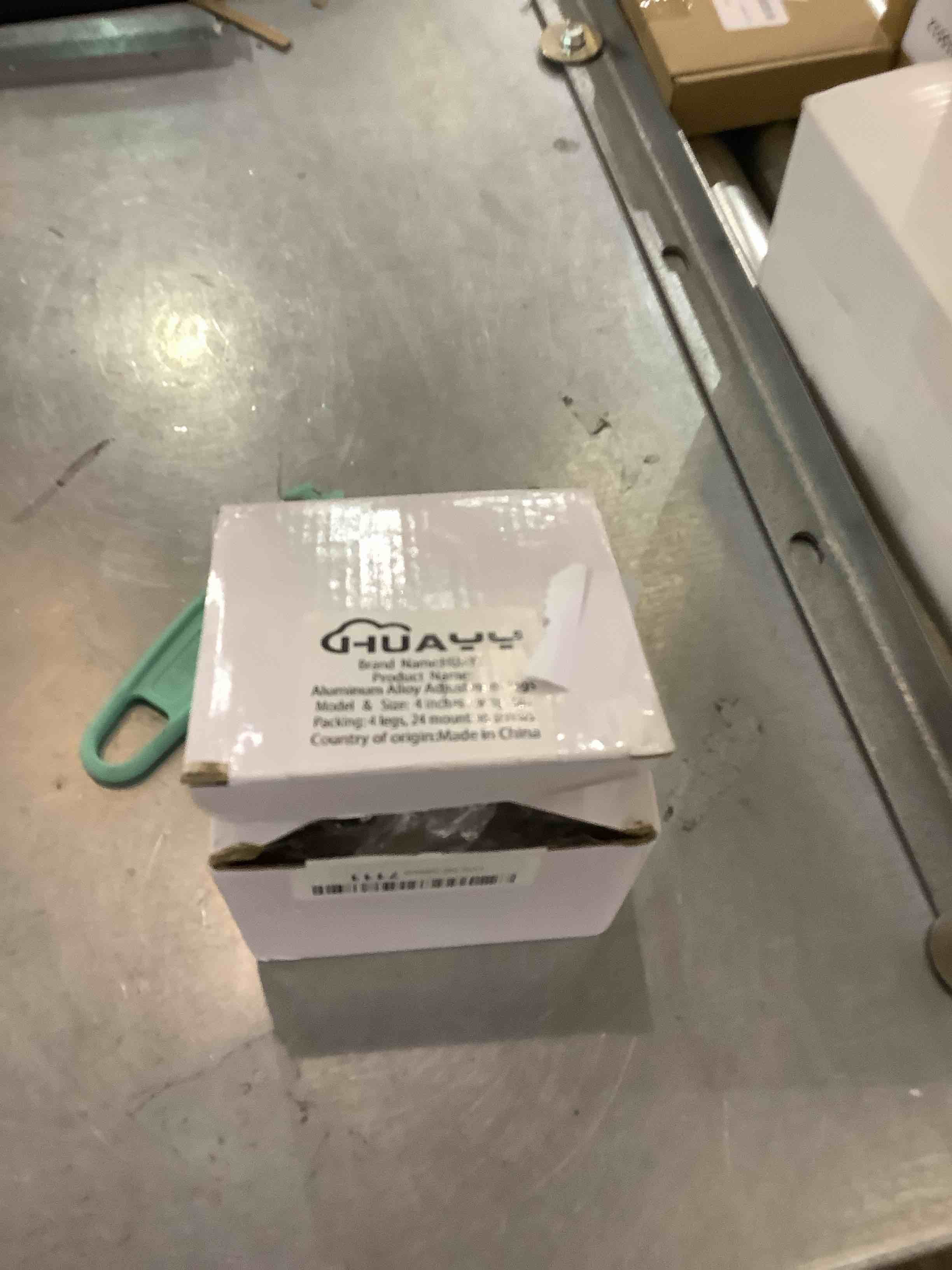 https://s3.amazonaws.com/lotting-images-prod/bidfta/EXS00508001_1697812284518.jpeg