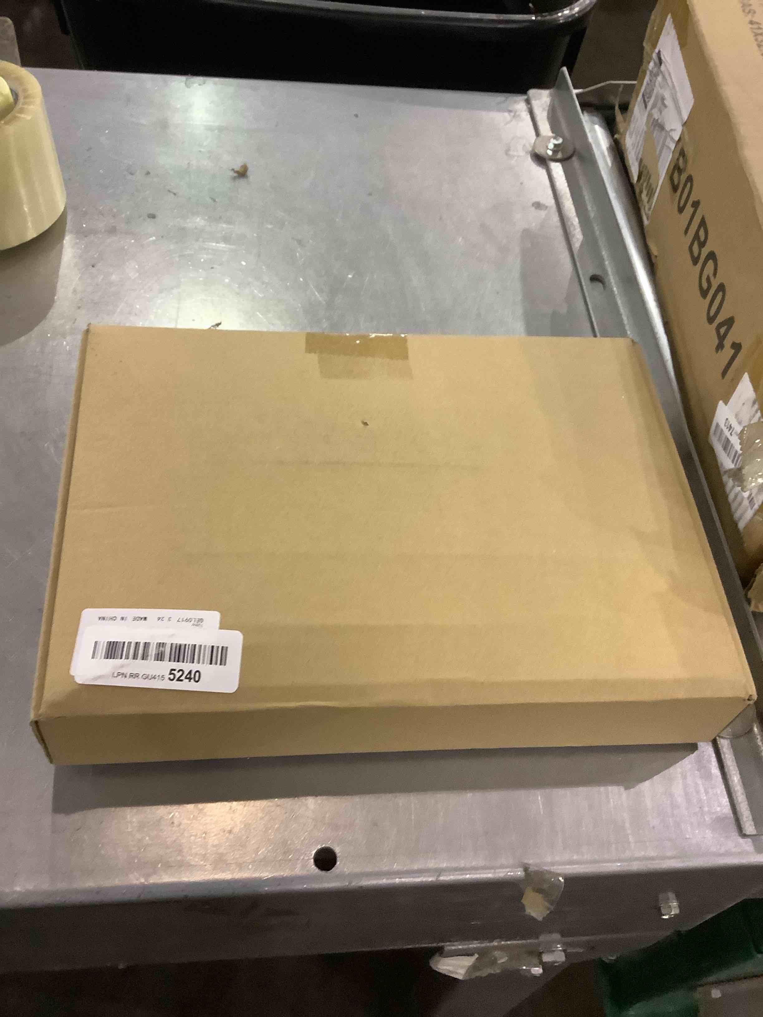 https://s3.amazonaws.com/lotting-images-prod/bidfta/EXS00508094_1698058489737.jpeg