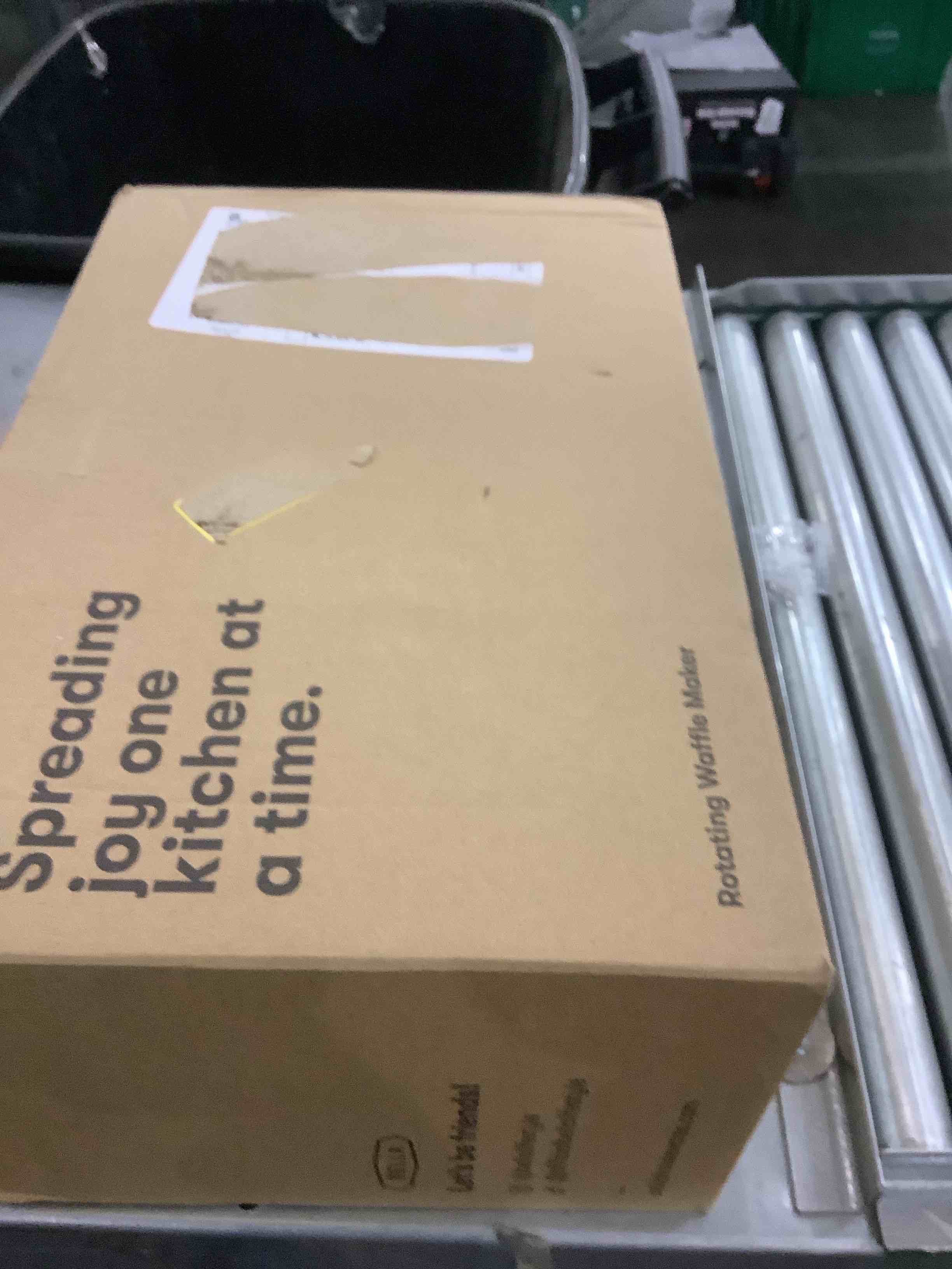 https://s3.amazonaws.com/lotting-images-prod/bidfta/EXS00508217_1698074173798.jpeg