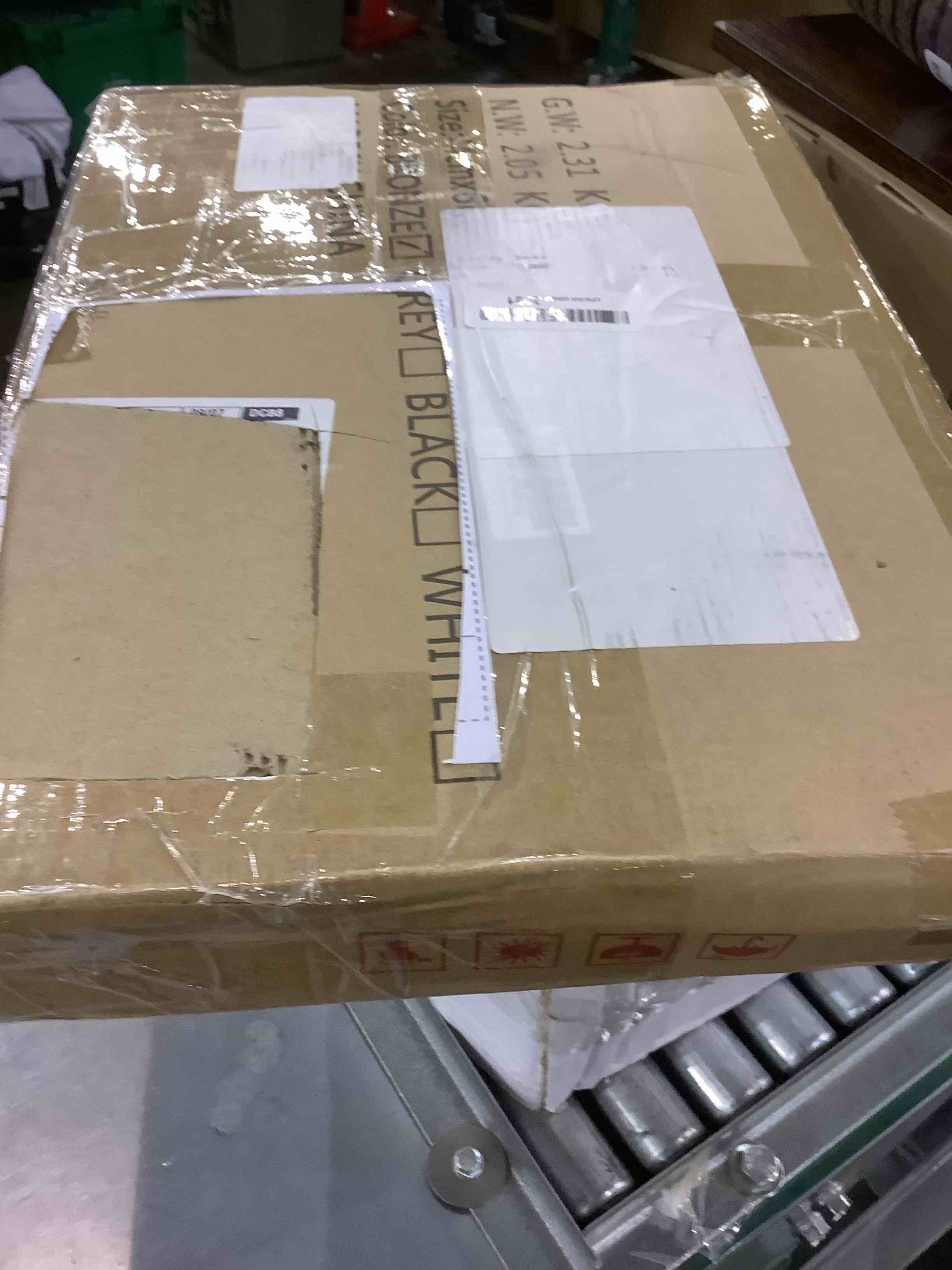 https://s3.amazonaws.com/lotting-images-prod/bidfta/EXS00508376_1698148839306.jpeg