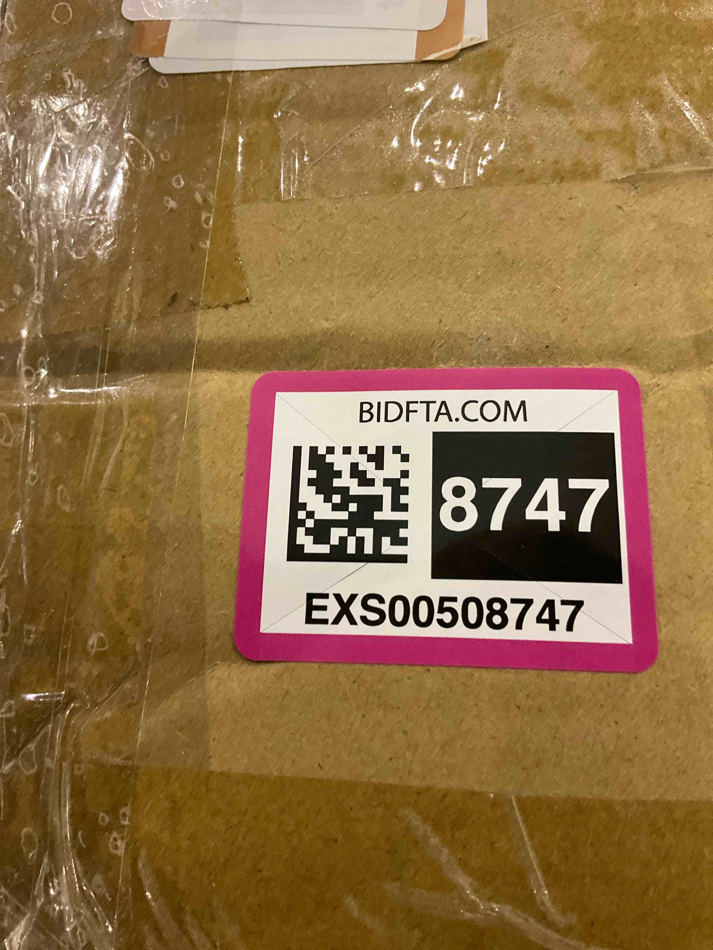 https://s3.amazonaws.com/lotting-images-prod/bidfta/EXS00508747_1698323304227.jpeg