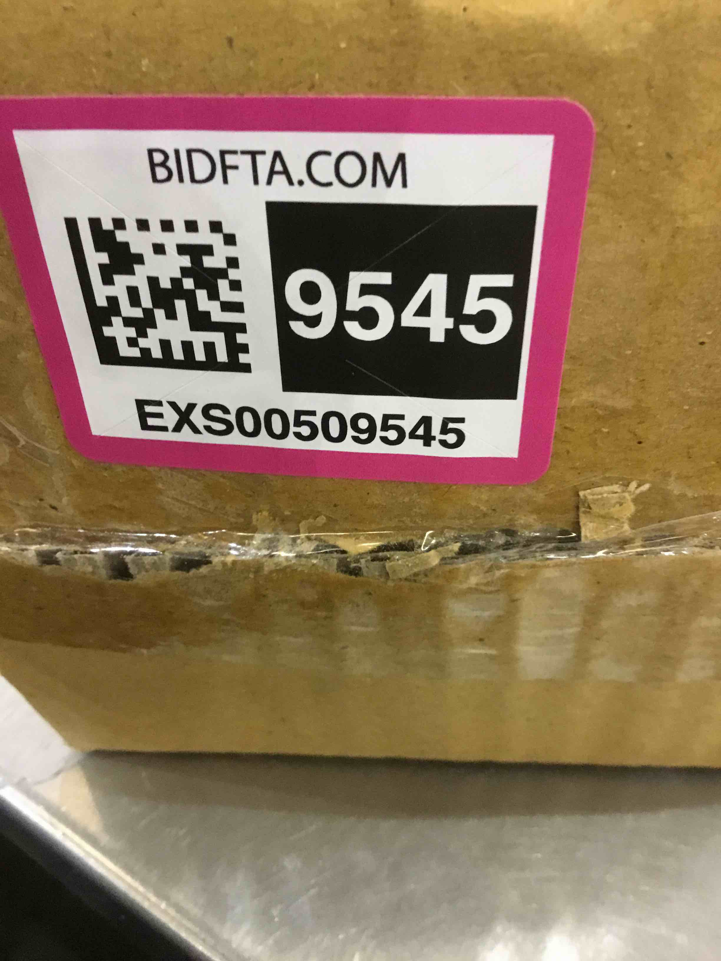 https://s3.amazonaws.com/lotting-images-prod/bidfta/EXS00509545_1701980010847.jpeg