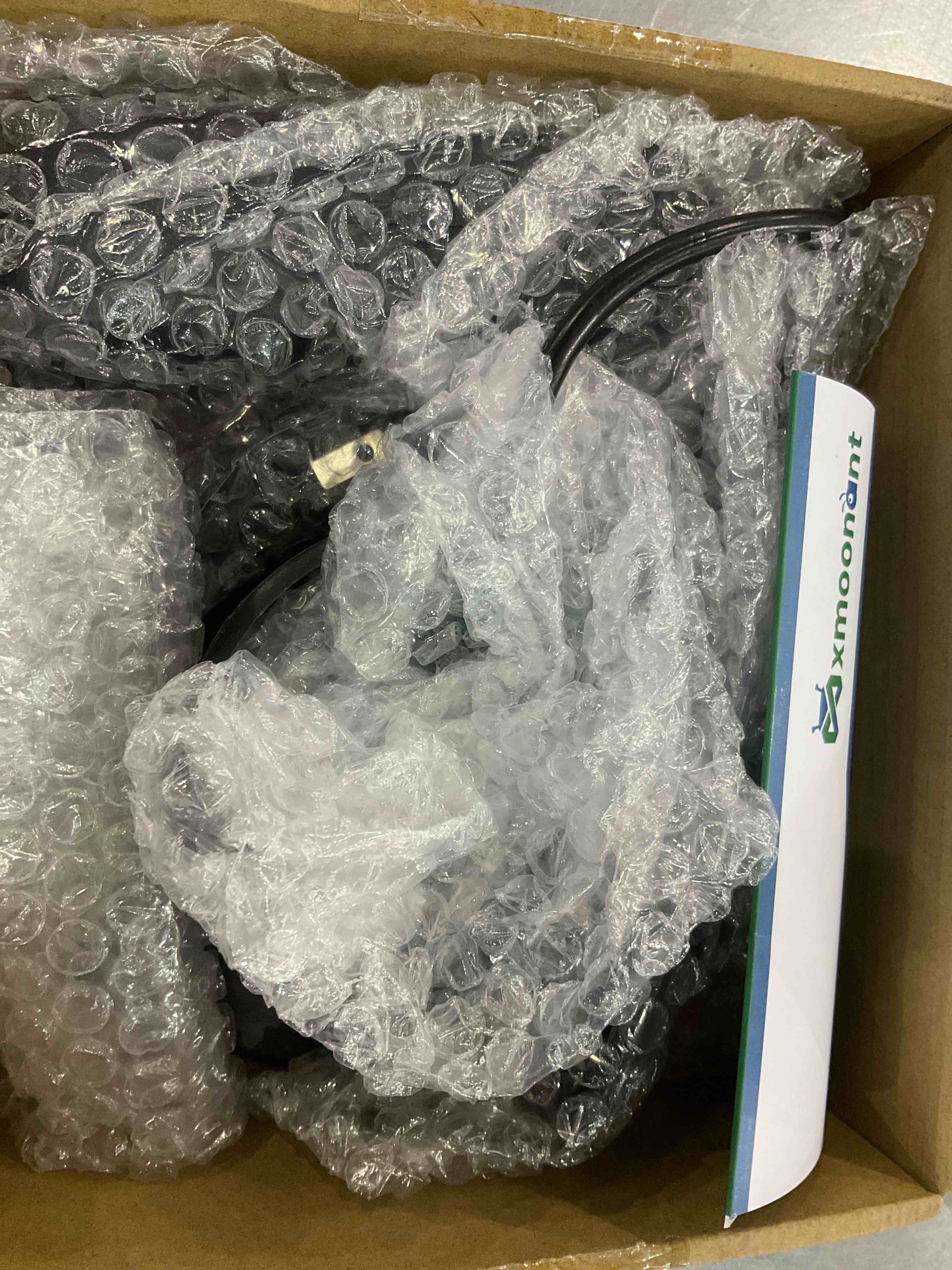https://s3.amazonaws.com/lotting-images-prod/bidfta/EXS00509906_1702387029473.jpeg