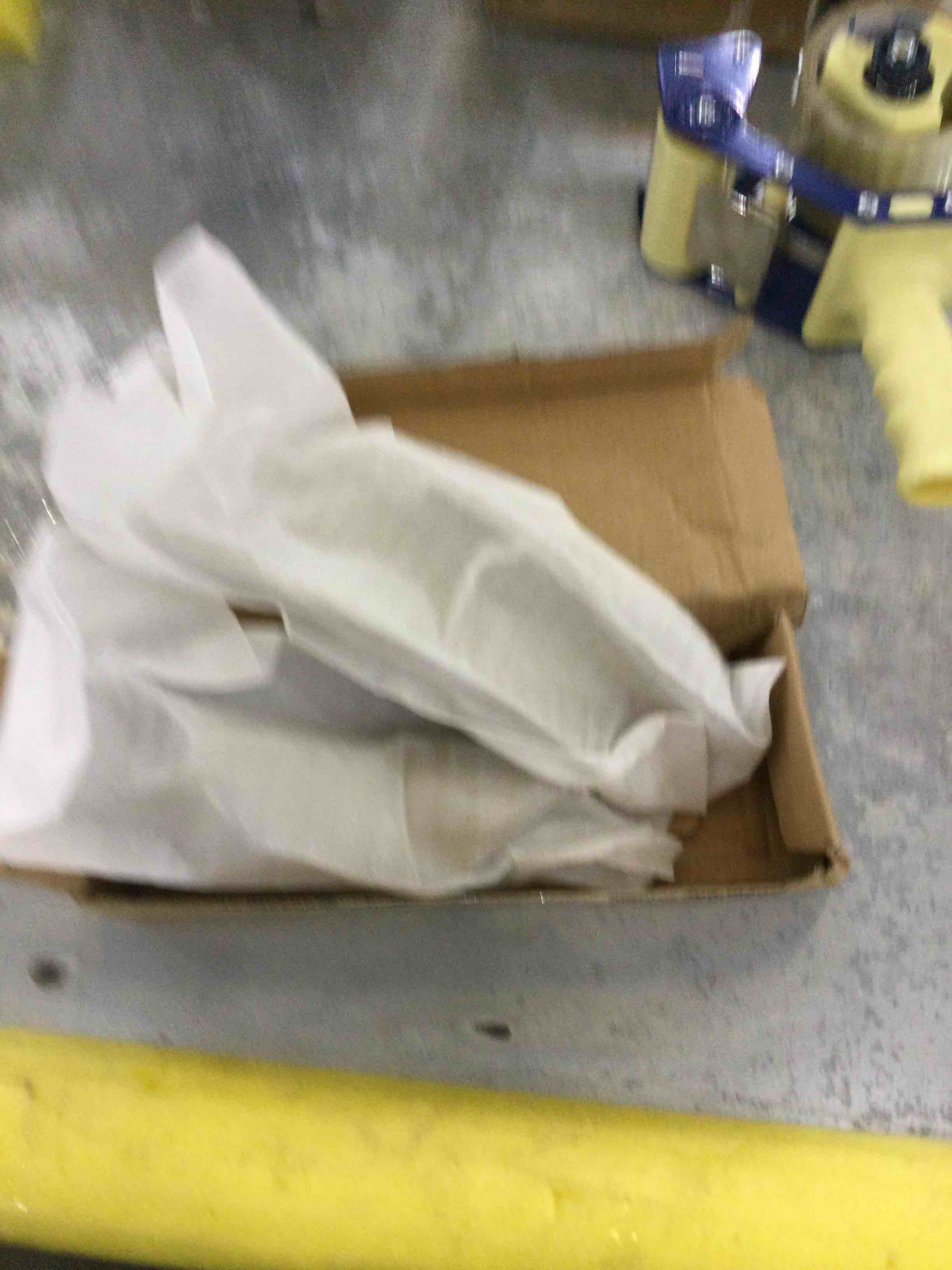 https://s3.amazonaws.com/lotting-images-prod/bidfta/EXS00510063_1695752647224.jpeg