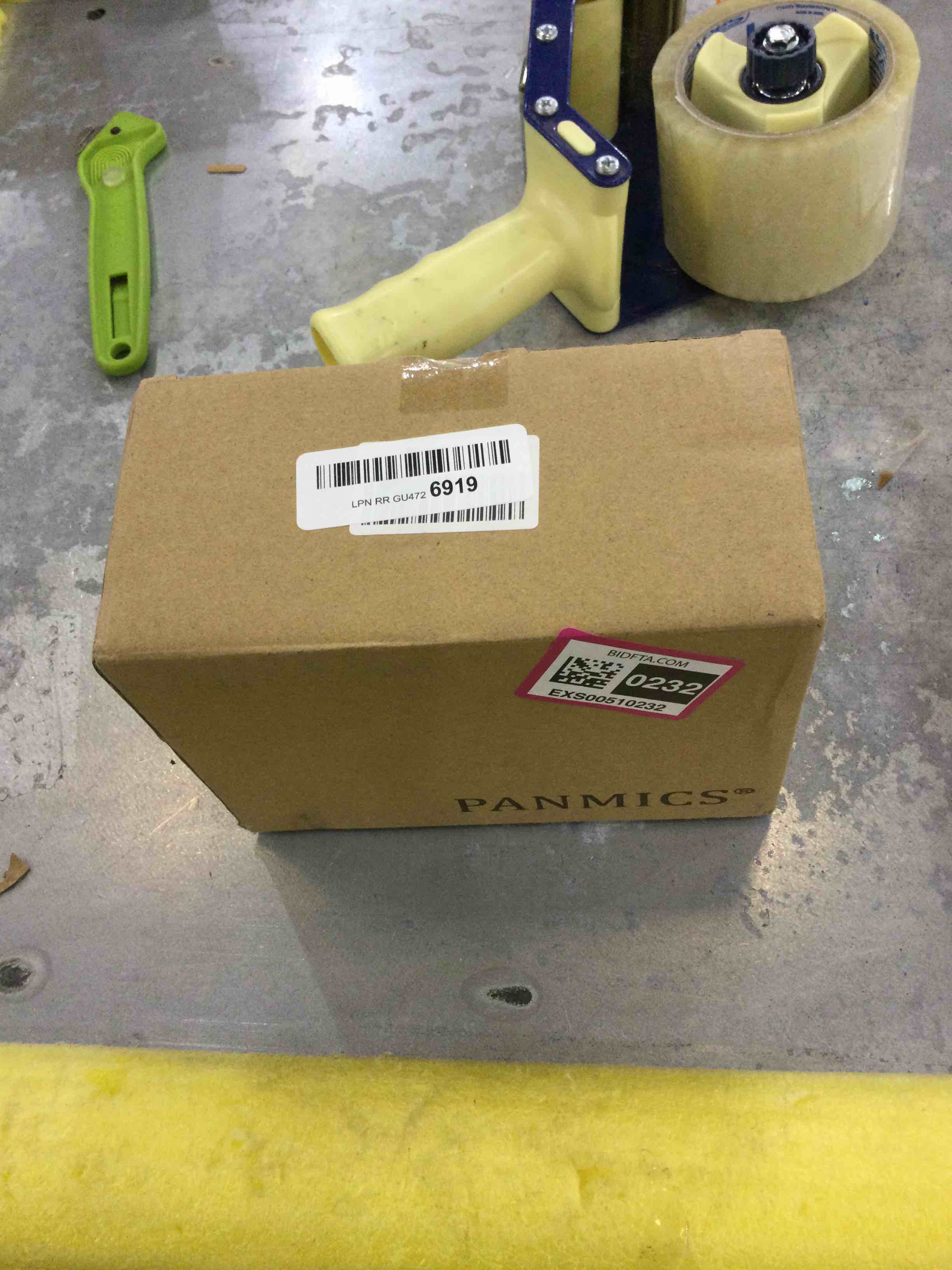 https://s3.amazonaws.com/lotting-images-prod/bidfta/EXS00510232_1695826449234.jpeg