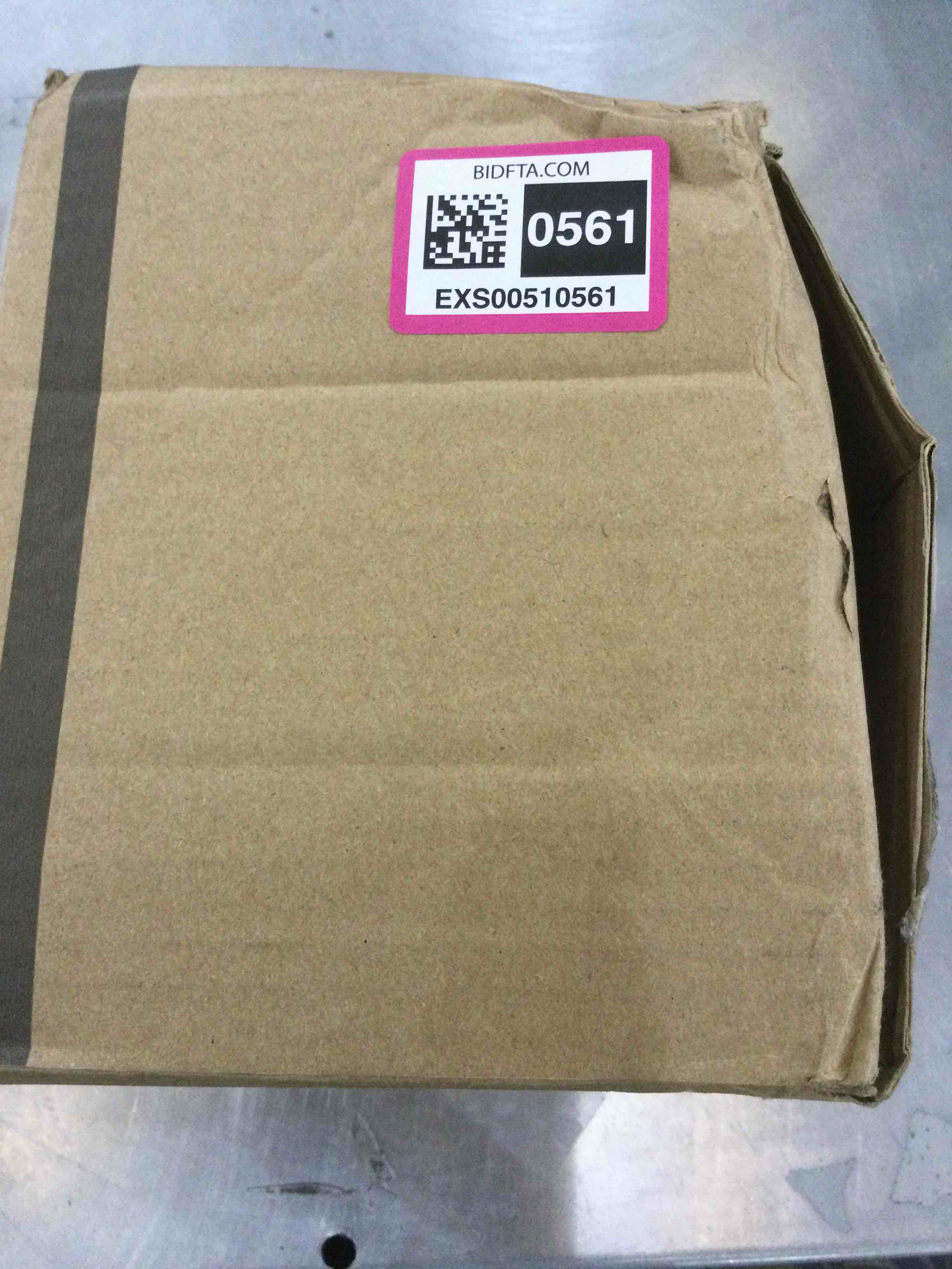 https://s3.amazonaws.com/lotting-images-prod/bidfta/EXS00510561_1697216996608.jpeg