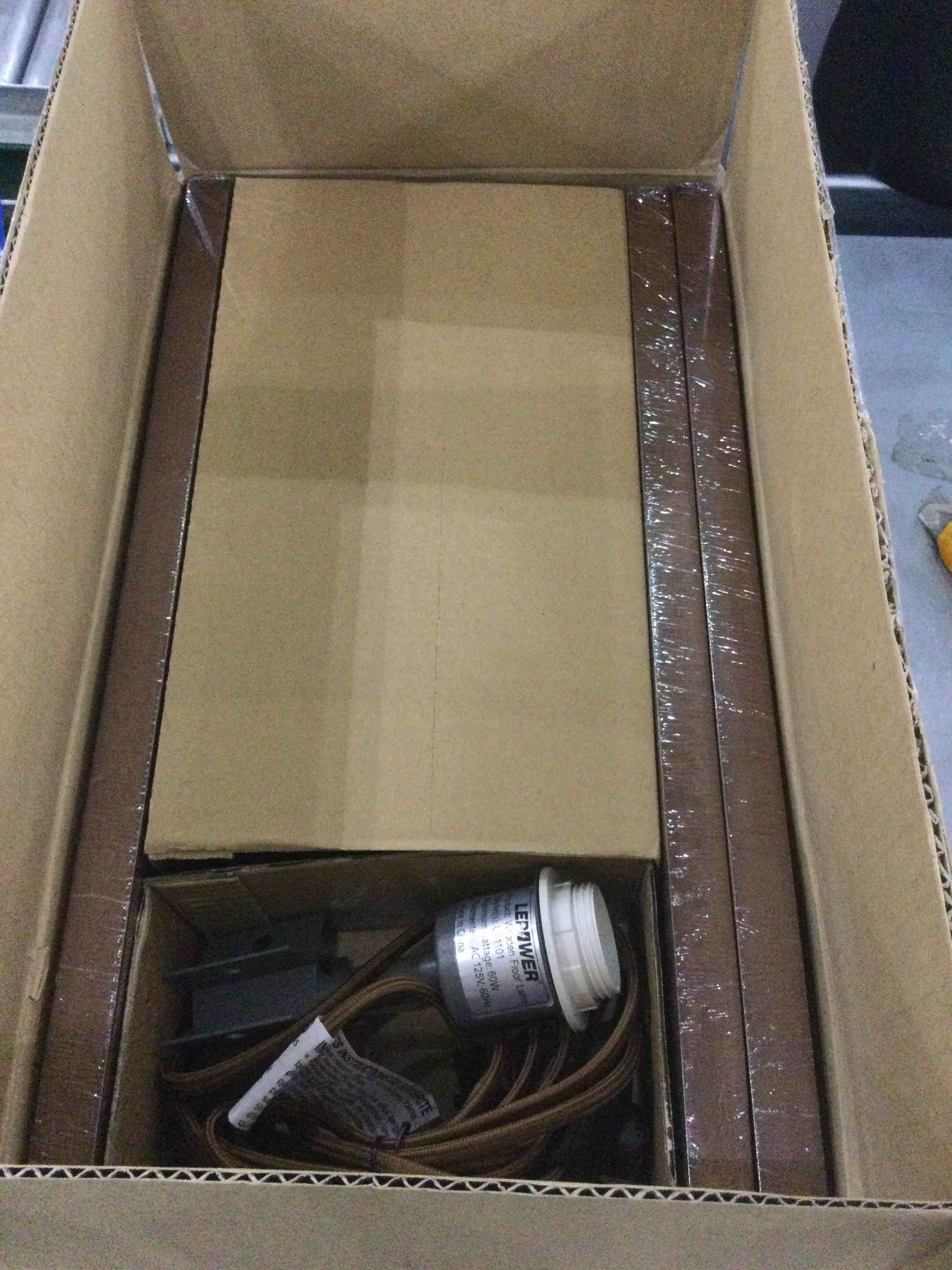 https://s3.amazonaws.com/lotting-images-prod/bidfta/EXS00510677_1697459744117.jpeg