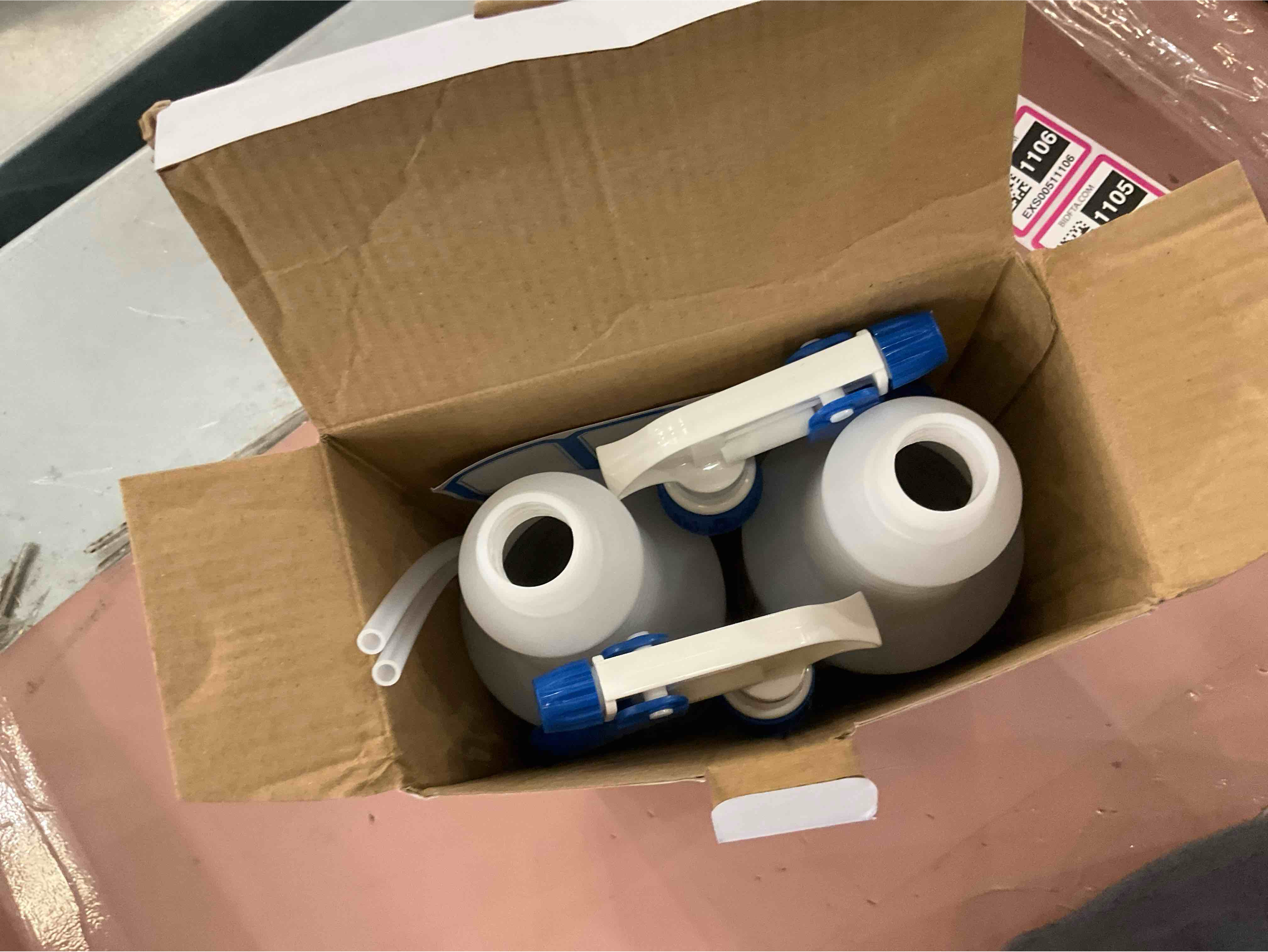 https://s3.amazonaws.com/lotting-images-prod/bidfta/EXS00511098_1696277135594.jpeg