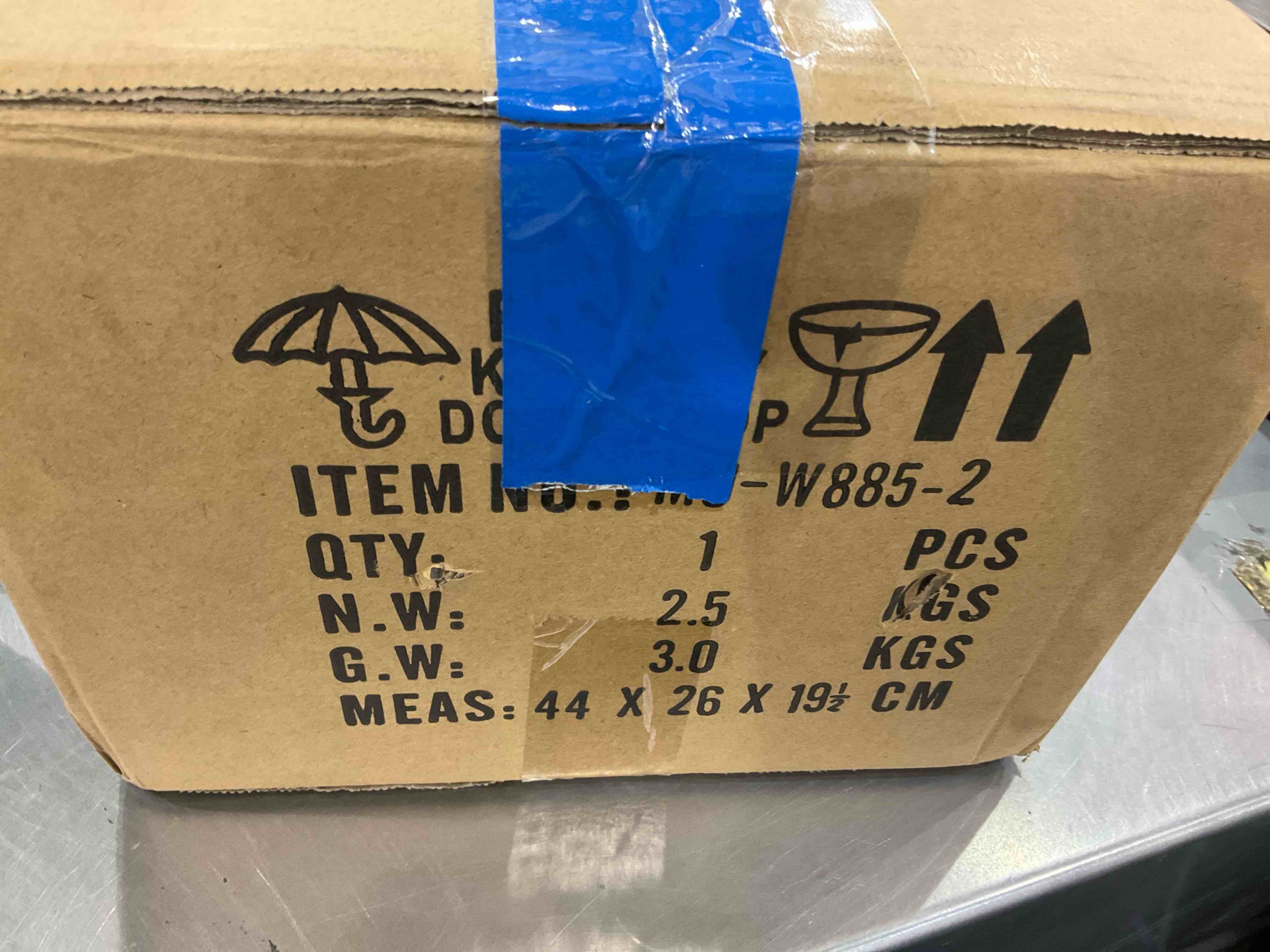 https://s3.amazonaws.com/lotting-images-prod/bidfta/EXS00511602_1695926327937.jpeg
