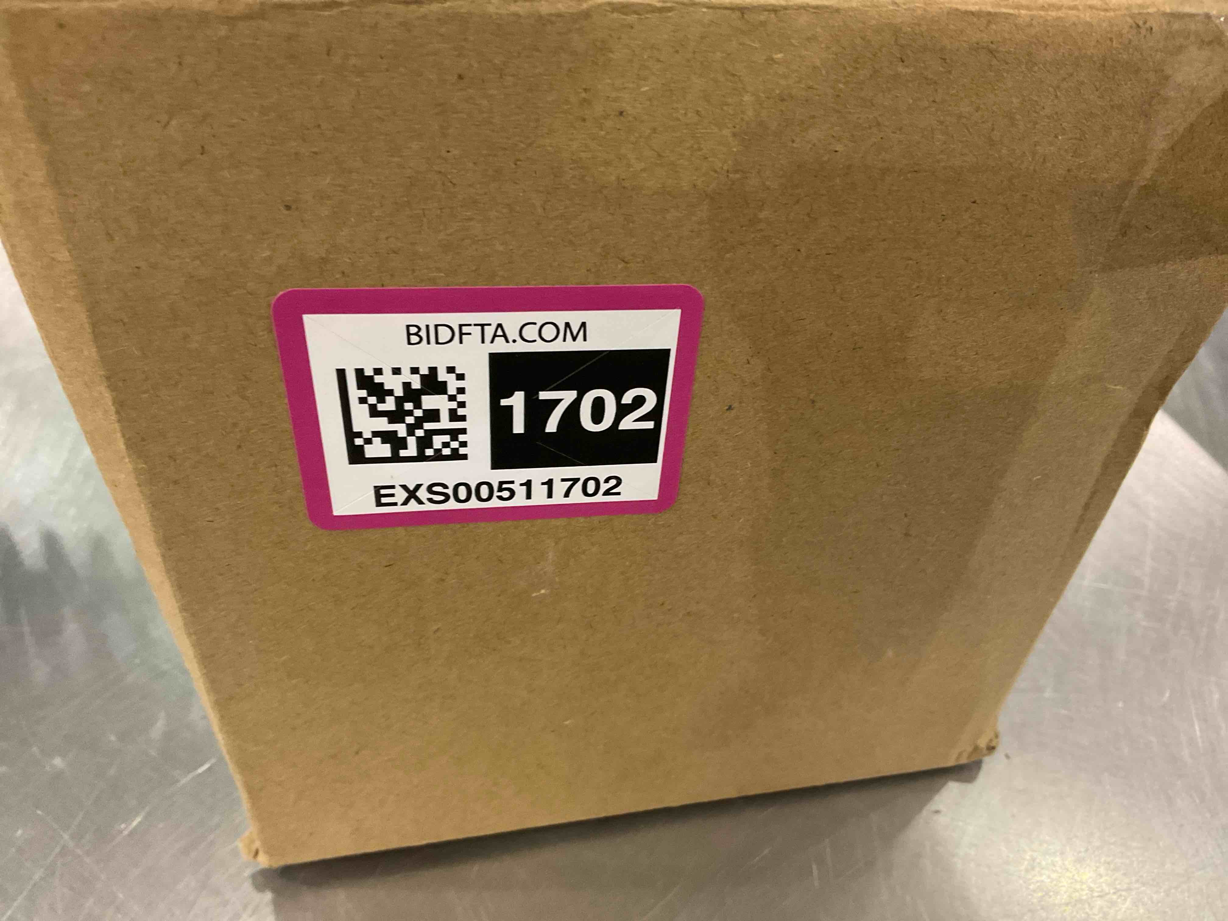 https://s3.amazonaws.com/lotting-images-prod/bidfta/EXS00511702_1695994193709.jpeg