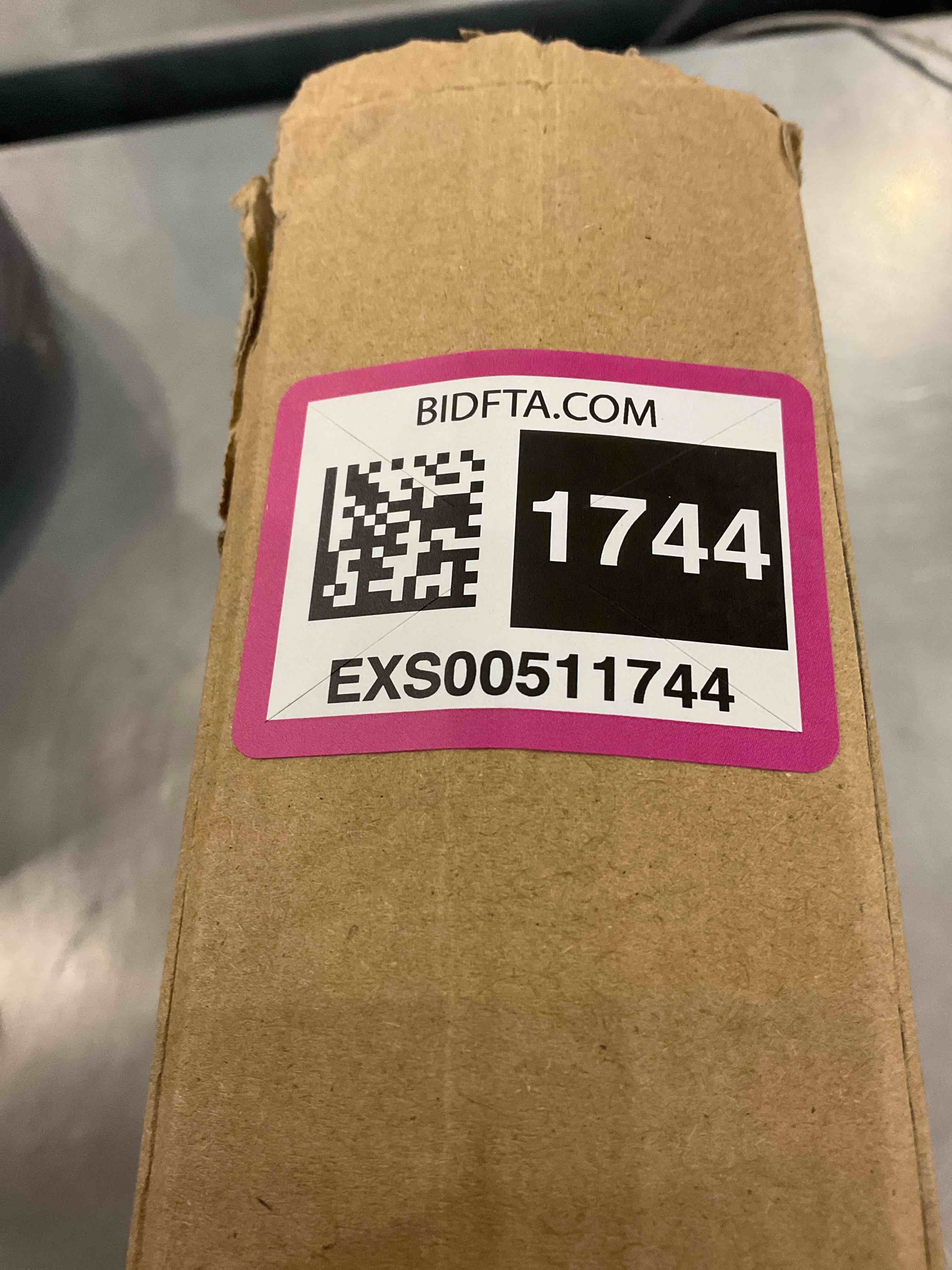 https://s3.amazonaws.com/lotting-images-prod/bidfta/EXS00511744_1695999840700.jpeg