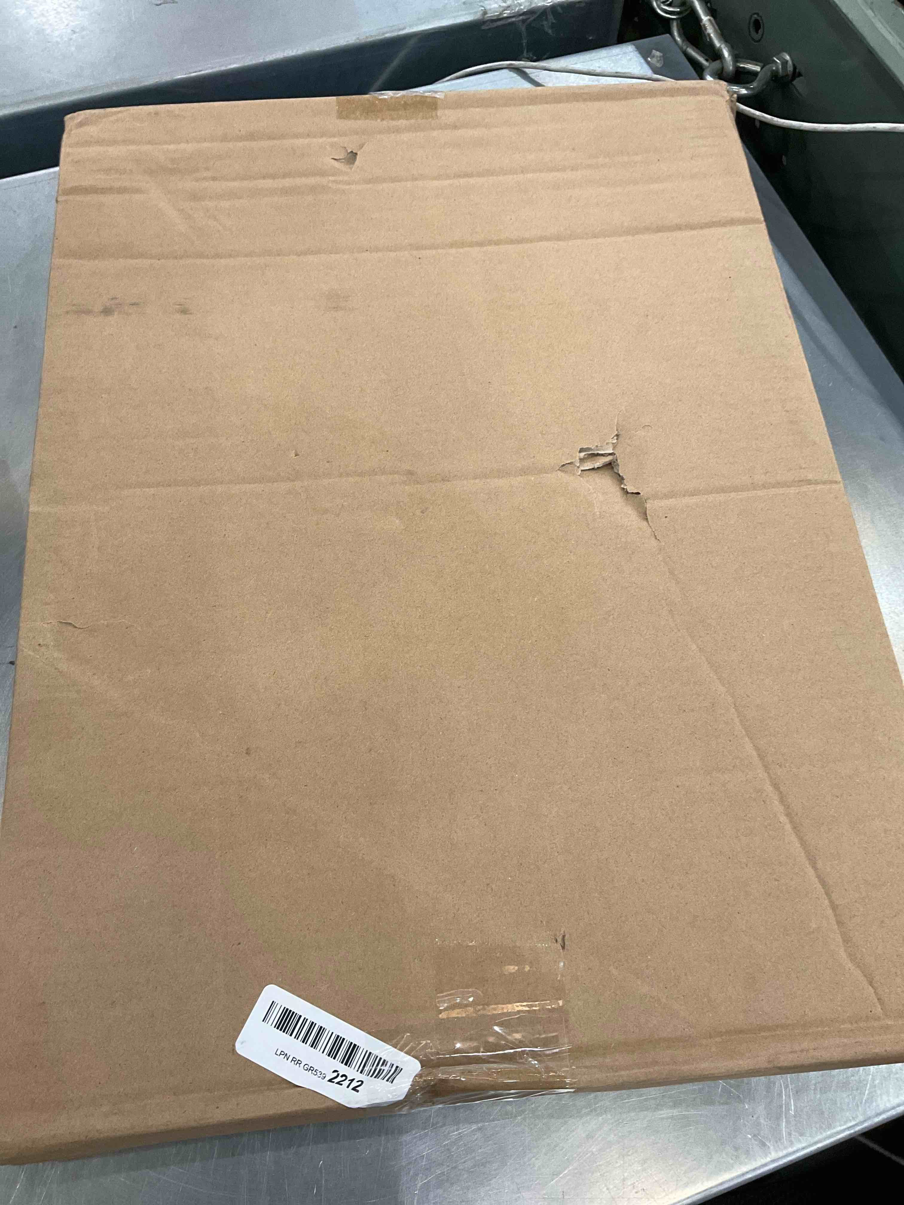 https://s3.amazonaws.com/lotting-images-prod/bidfta/EXS00511985_1696274879102.jpeg