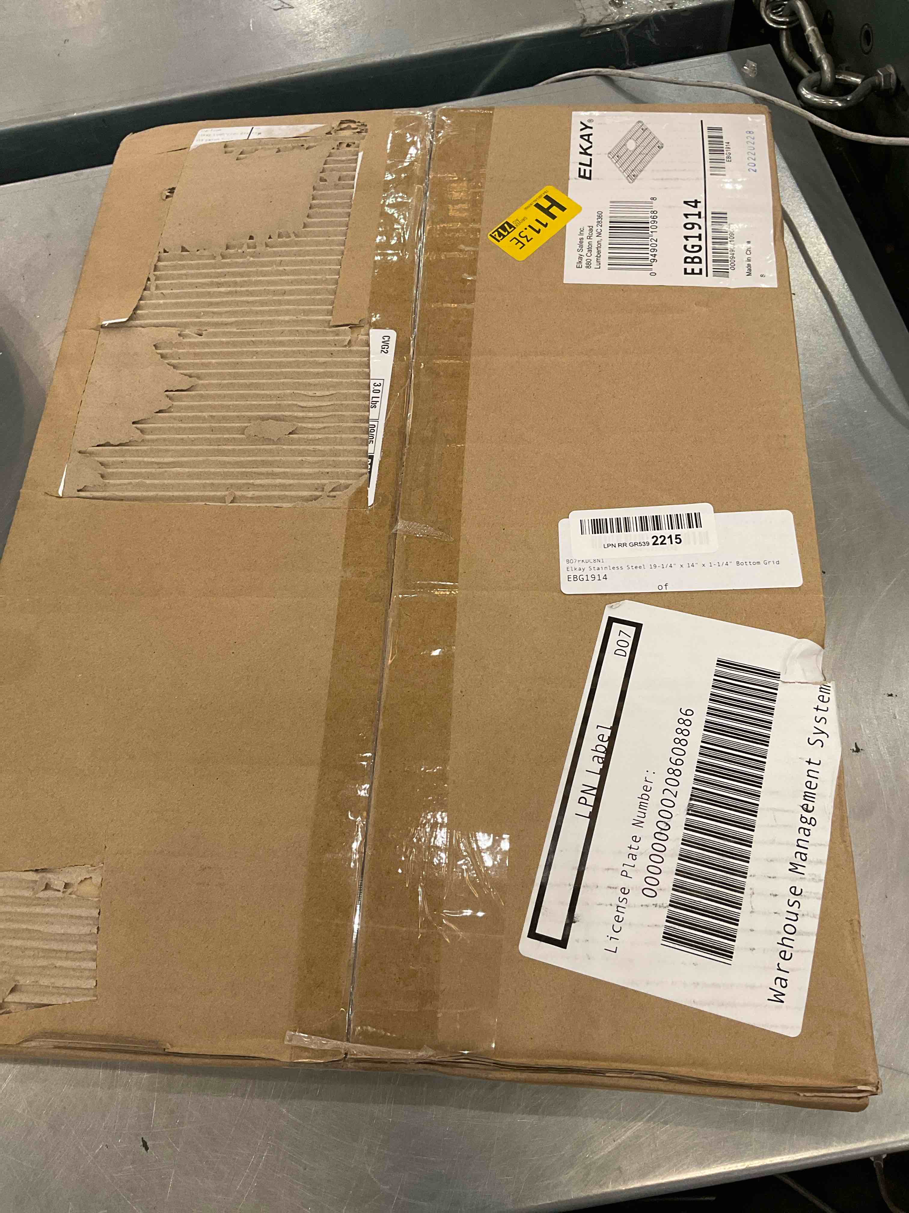 https://s3.amazonaws.com/lotting-images-prod/bidfta/EXS00511985_1696274885931.jpeg