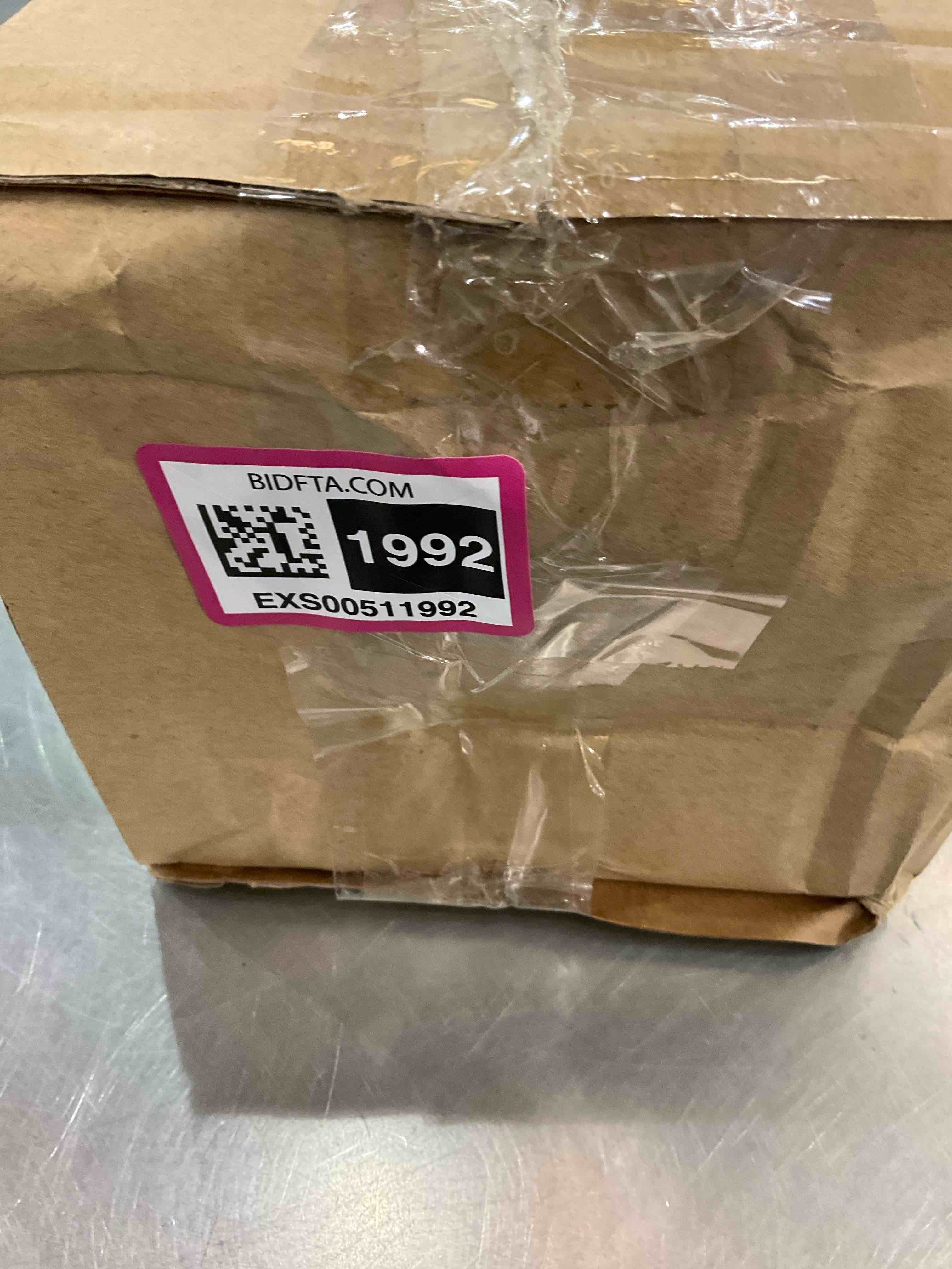 https://s3.amazonaws.com/lotting-images-prod/bidfta/EXS00511992_1696275603045.jpeg