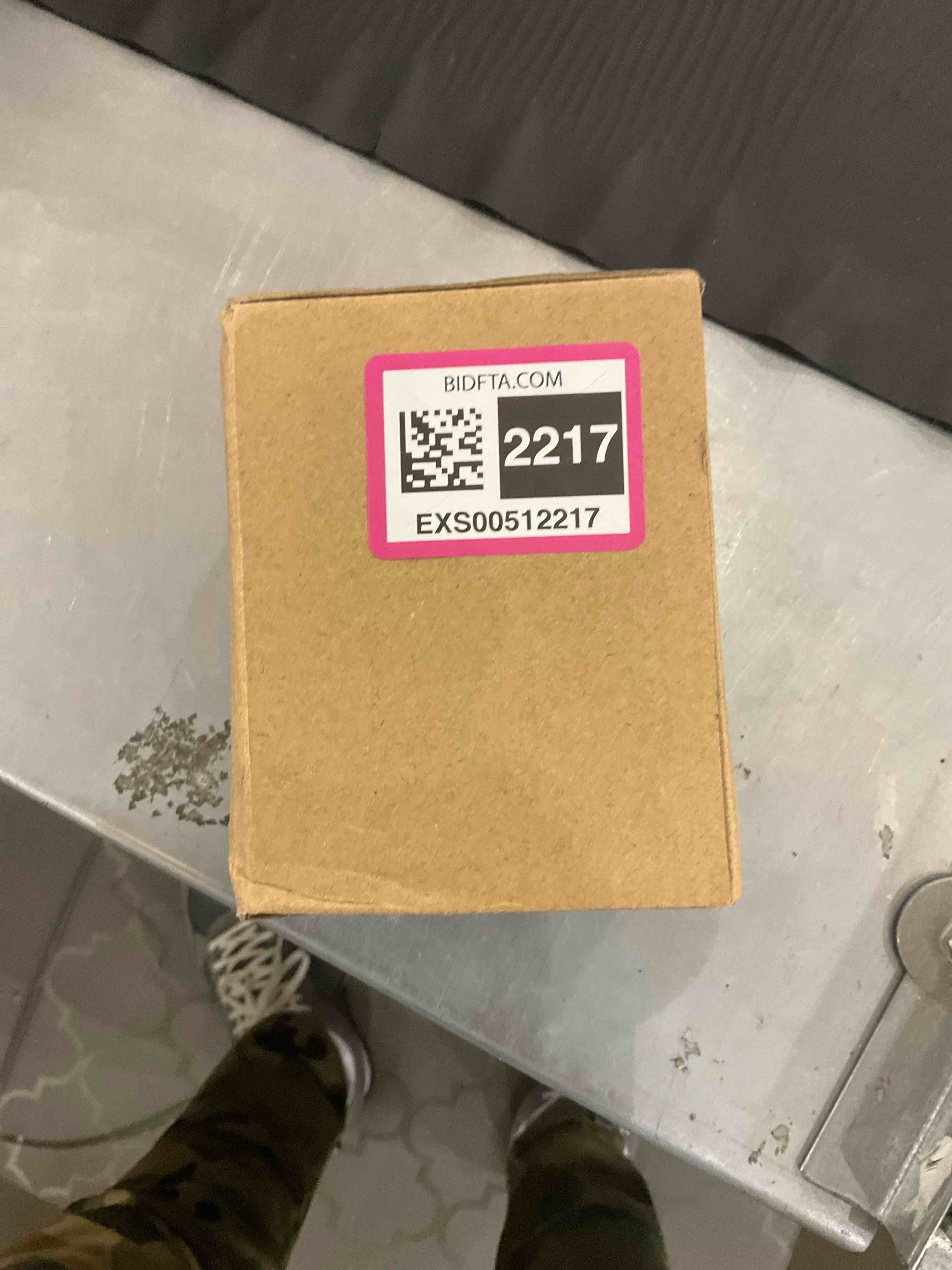 https://s3.amazonaws.com/lotting-images-prod/bidfta/EXS00512217_1697469341738.jpeg