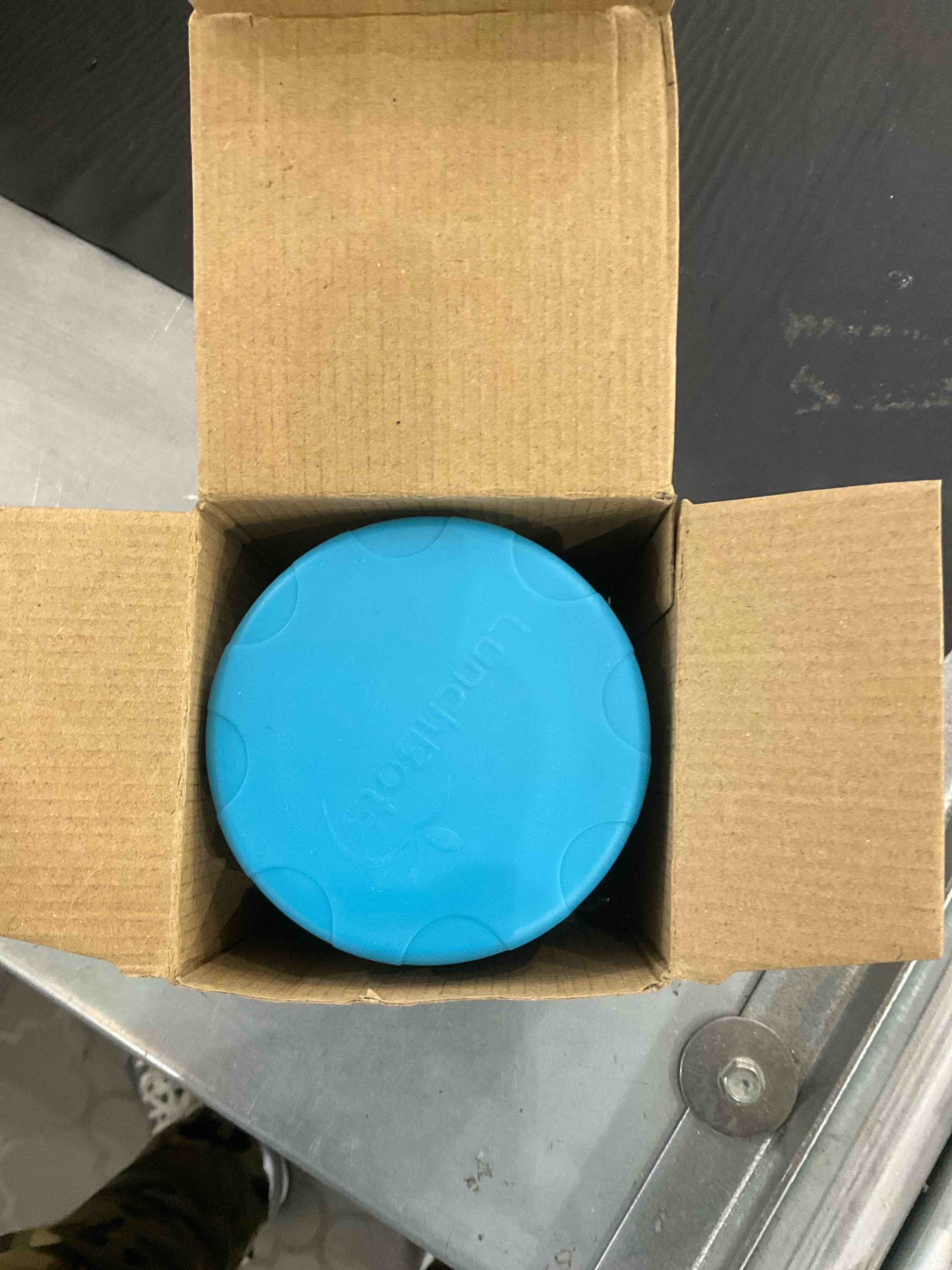 https://s3.amazonaws.com/lotting-images-prod/bidfta/EXS00512217_1697469356411.jpeg