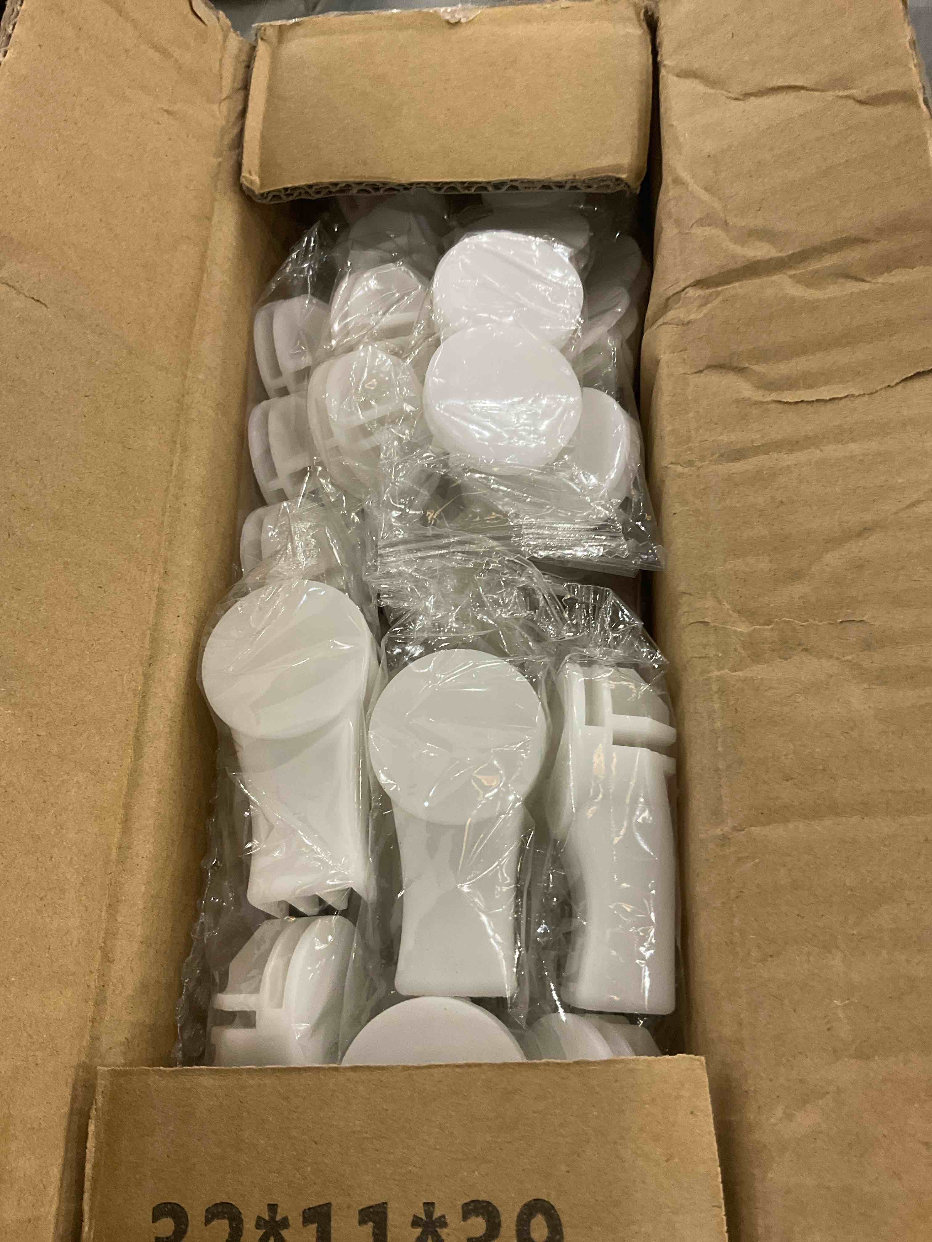 https://s3.amazonaws.com/lotting-images-prod/bidfta/EXS00512218_1697469421408.jpeg