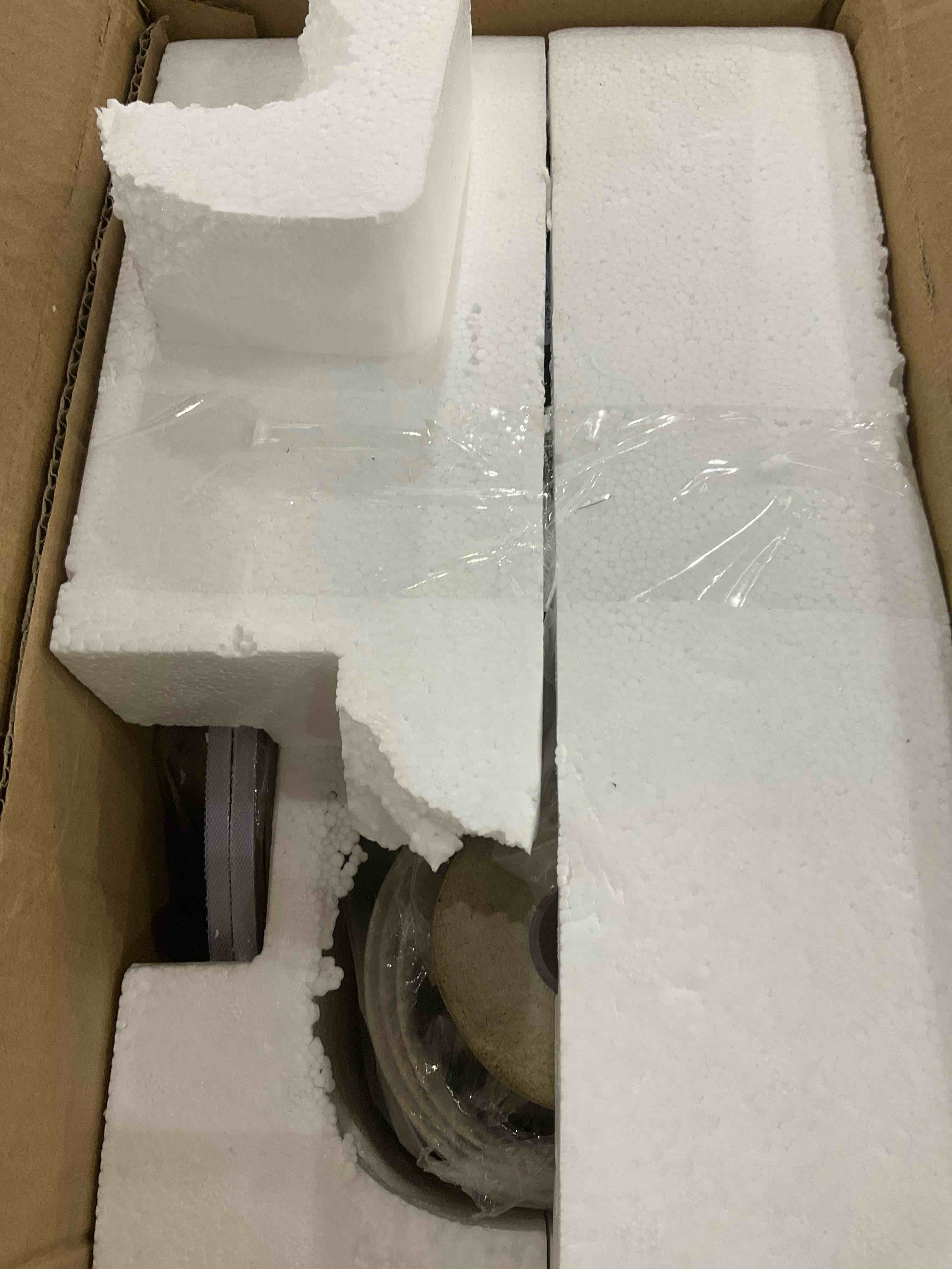 https://s3.amazonaws.com/lotting-images-prod/bidfta/EXS00512435_1697561663538.jpeg