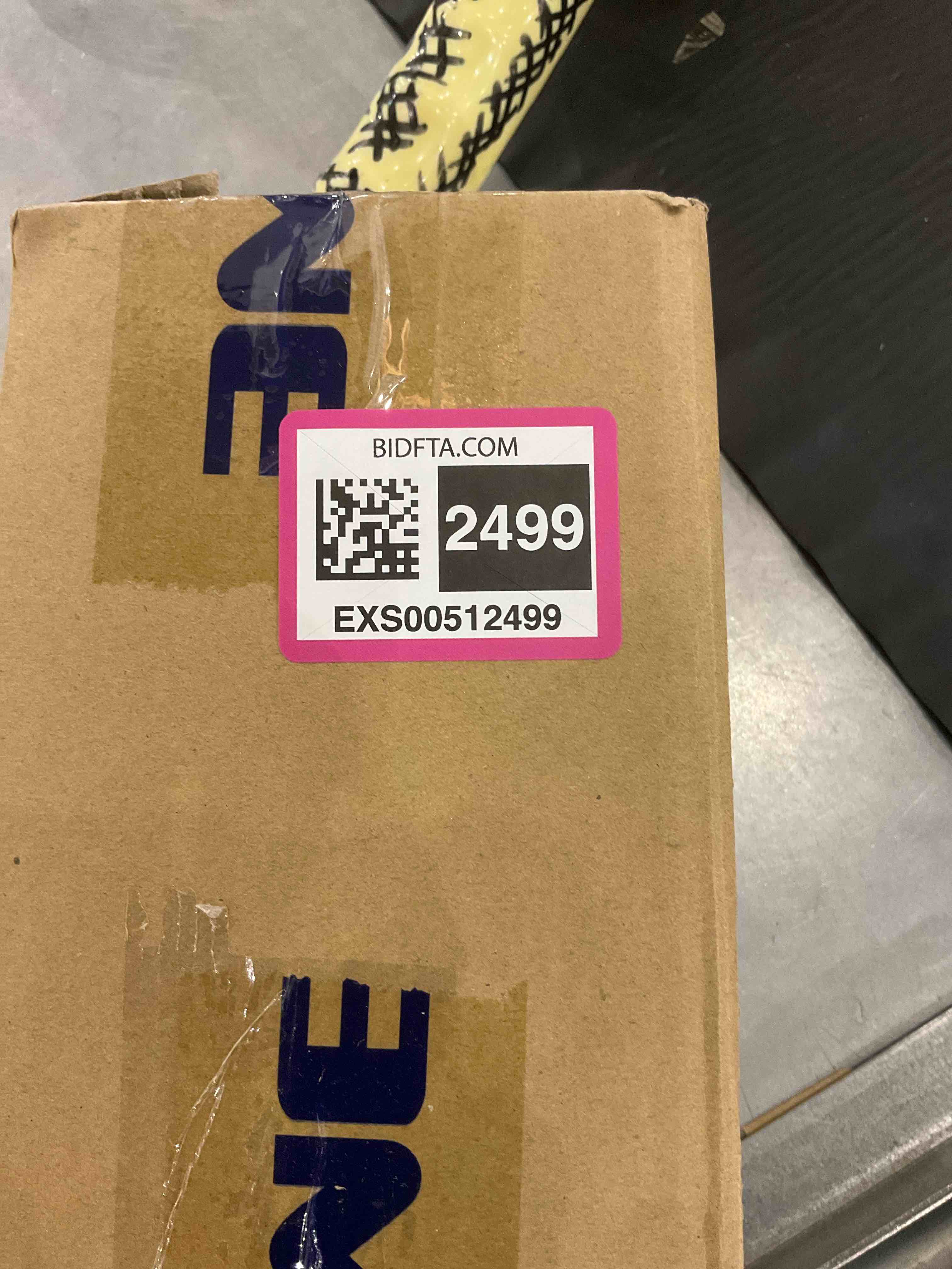 https://s3.amazonaws.com/lotting-images-prod/bidfta/EXS00512499_1697572179314.jpeg