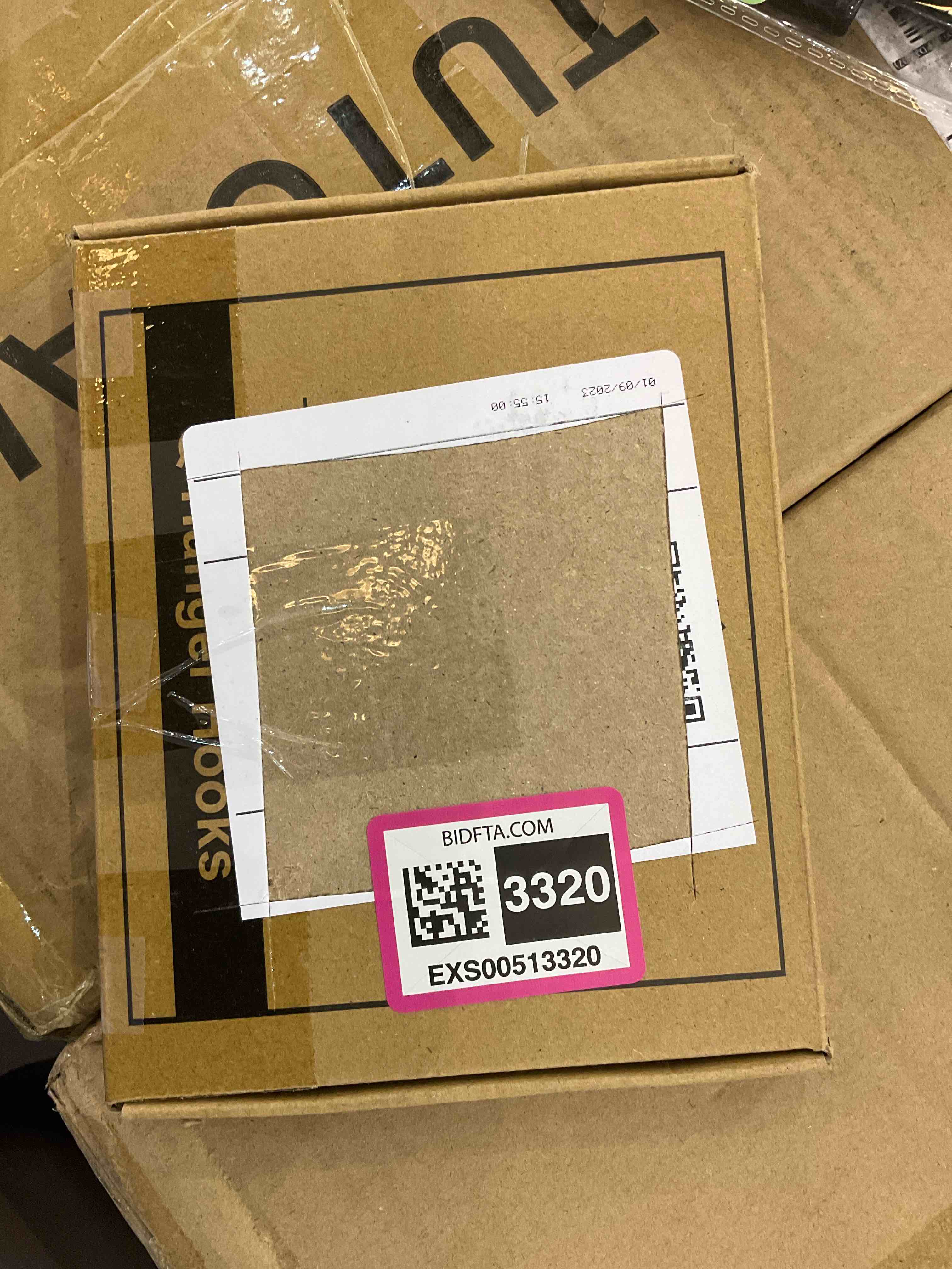 https://s3.amazonaws.com/lotting-images-prod/bidfta/EXS00513320_1696949637053.jpeg