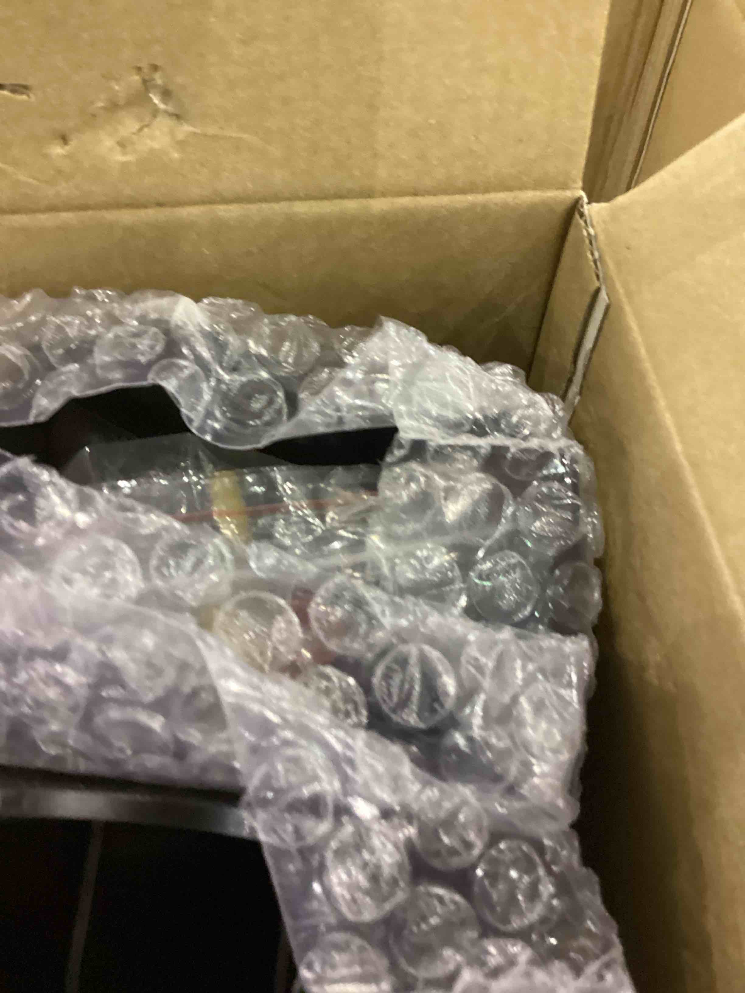 https://s3.amazonaws.com/lotting-images-prod/bidfta/EXS00514034_1695813568363.jpeg