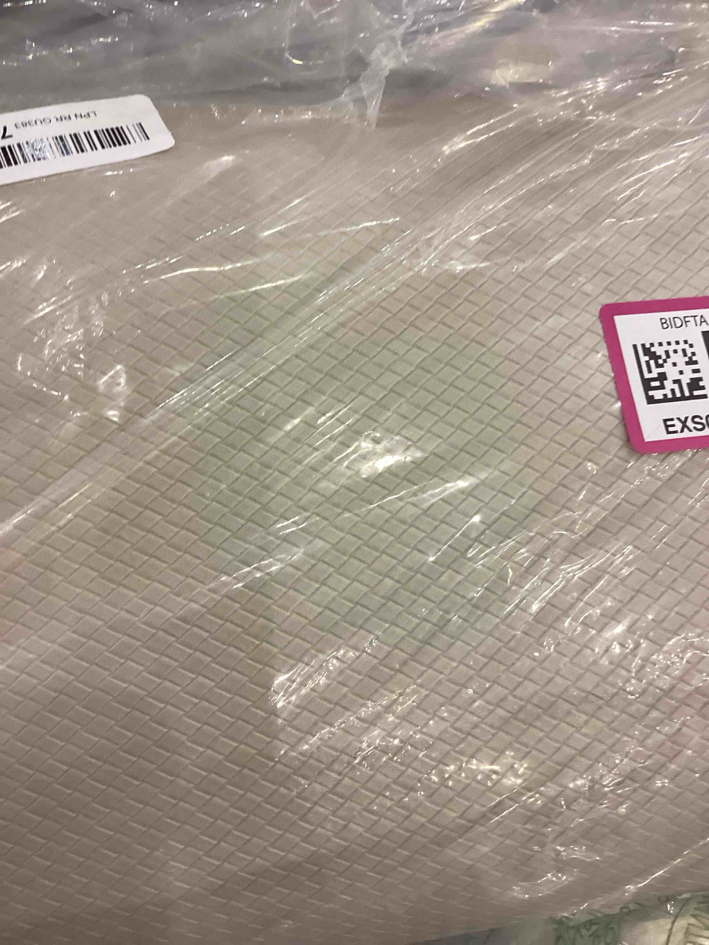 https://s3.amazonaws.com/lotting-images-prod/bidfta/EXS00514233_1695903036950.jpeg