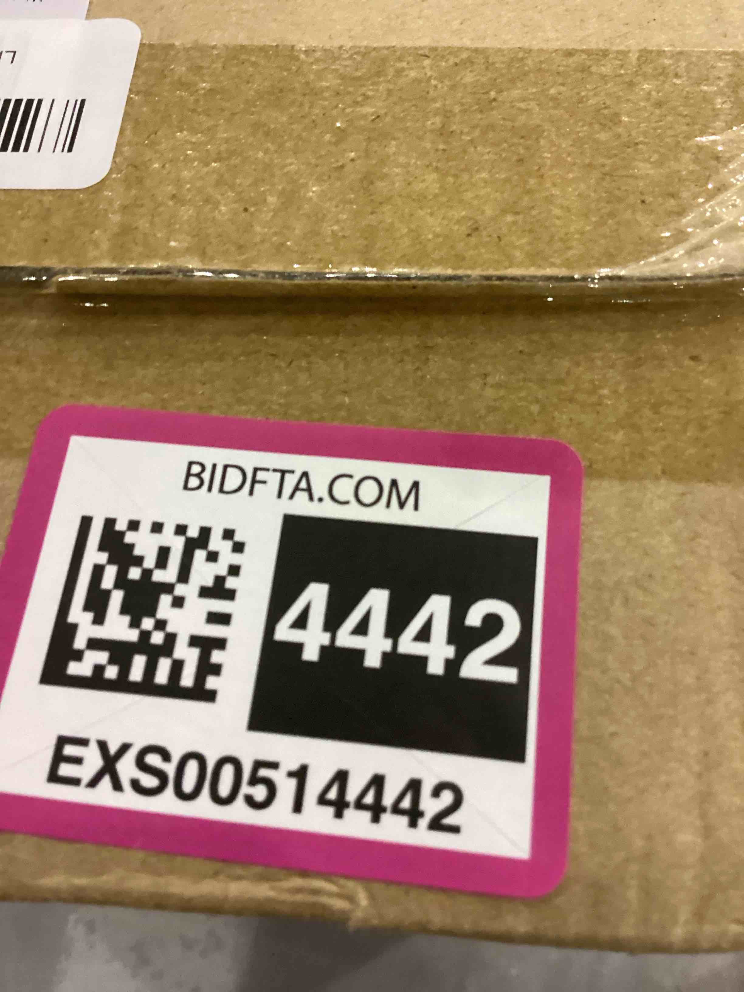 https://s3.amazonaws.com/lotting-images-prod/bidfta/EXS00514442_1695989542640.jpeg
