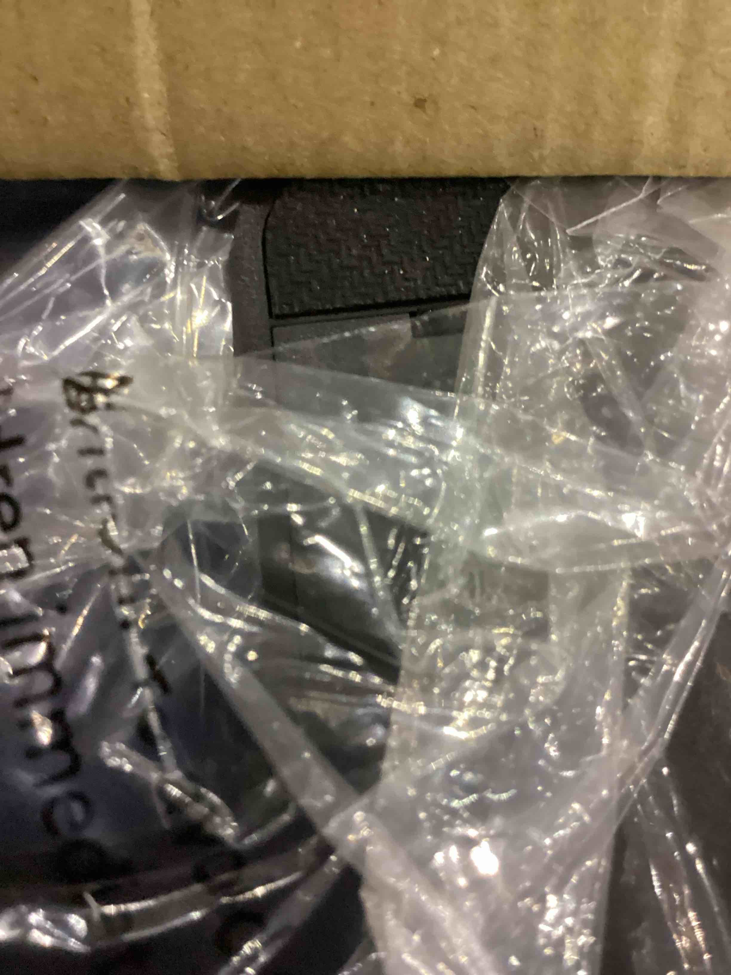 https://s3.amazonaws.com/lotting-images-prod/bidfta/EXS00514478_1695995102531.jpeg