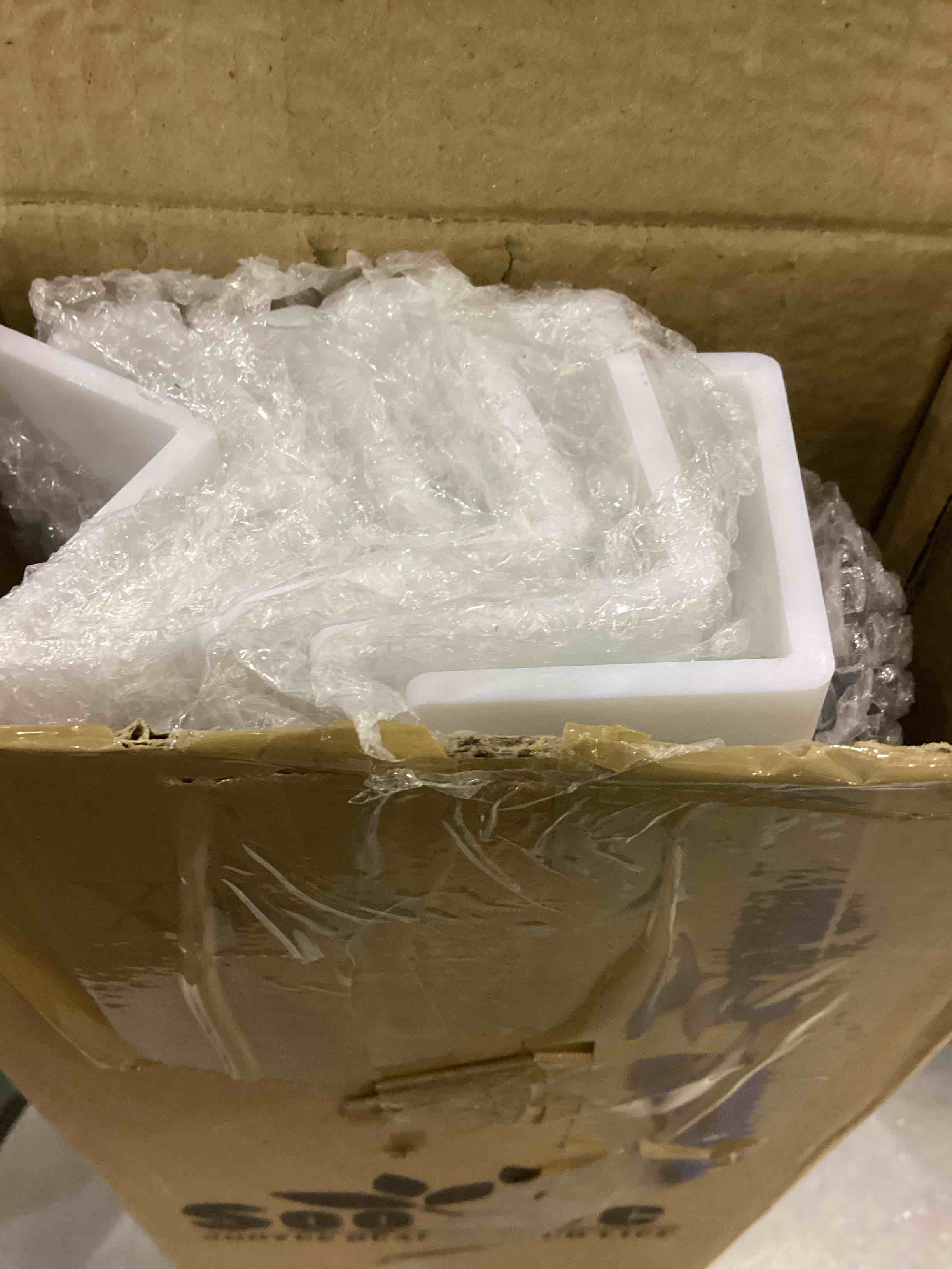 https://s3.amazonaws.com/lotting-images-prod/bidfta/EXS00514480_1695995330501.jpeg