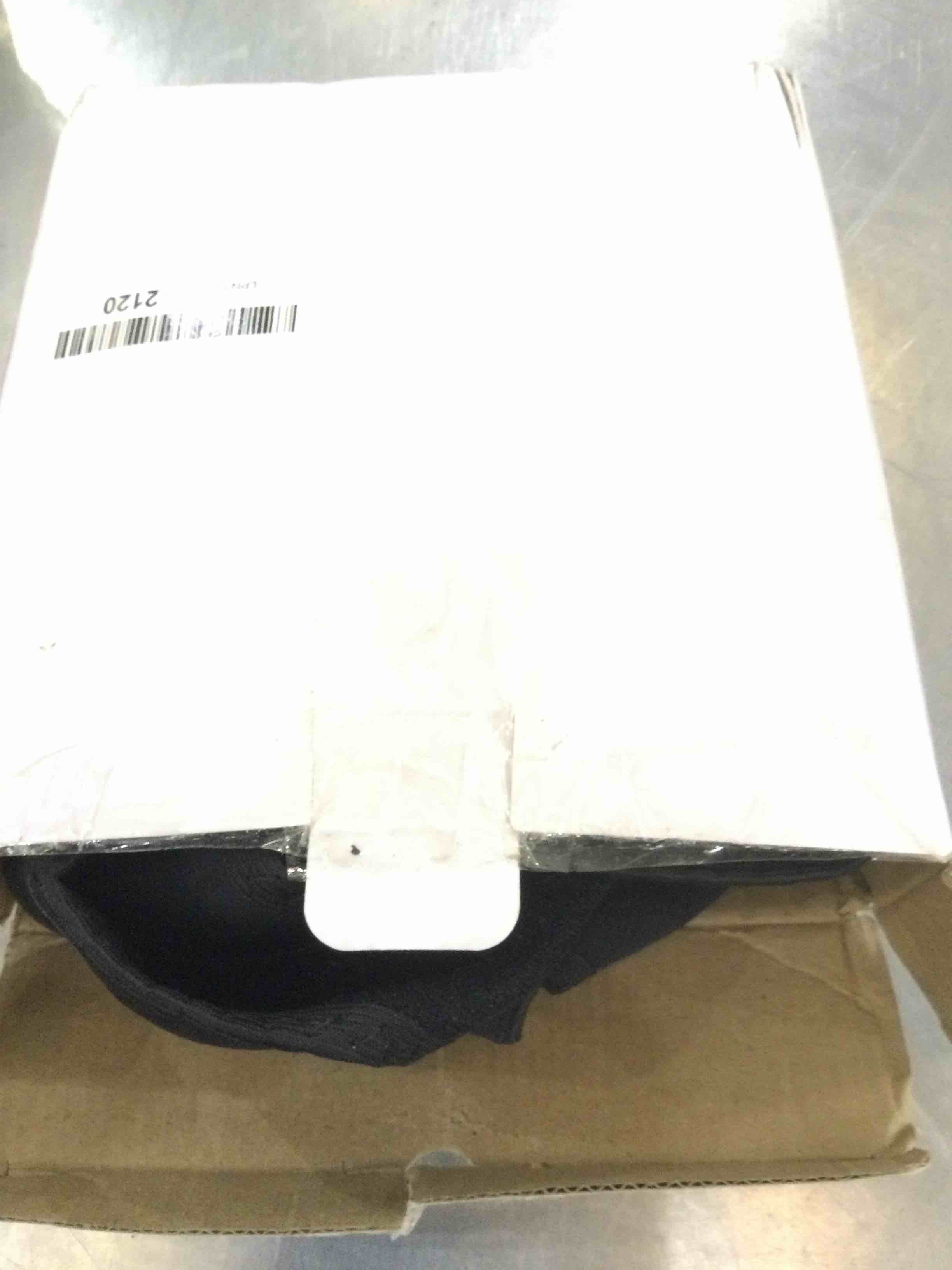 https://s3.amazonaws.com/lotting-images-prod/bidfta/EXS00514820_1696440526484.jpeg