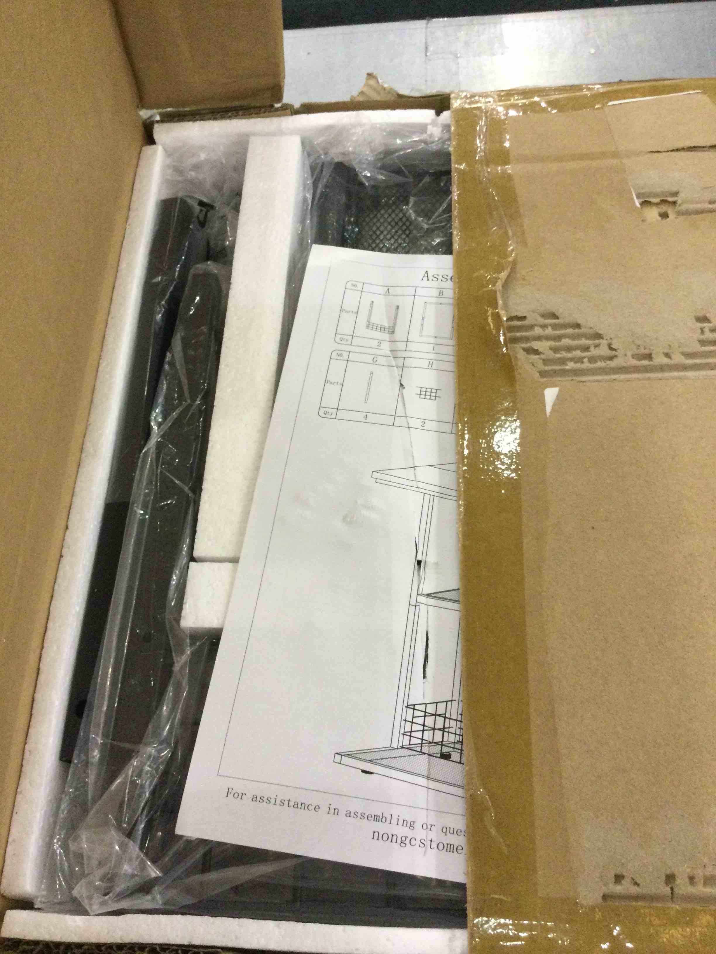 NONGSHIM Snack Side Table, C Shaped Table End Table with Storage Basket, Sofa Table with Metal Frames, Small Snack Tables for Living Room, Bedroom, Gray