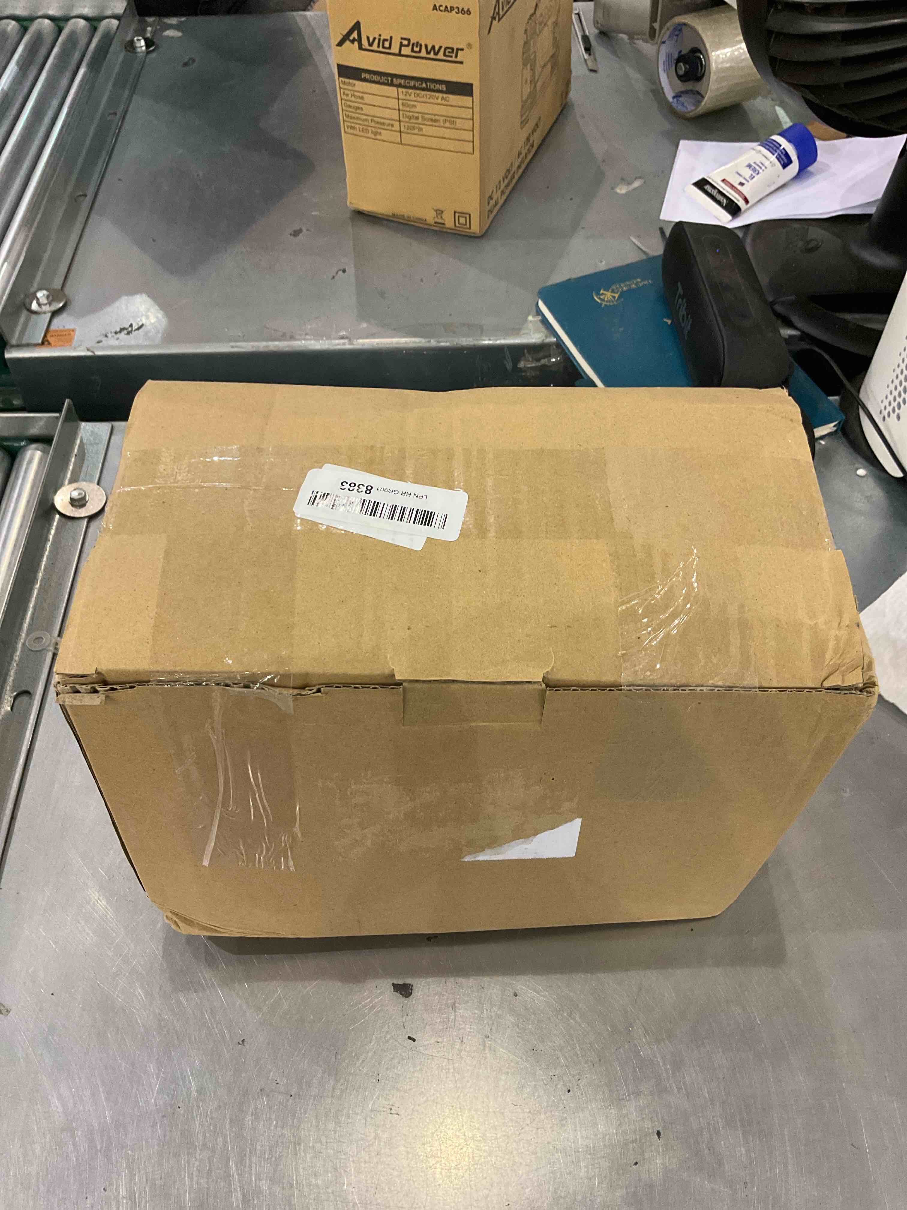 https://s3.amazonaws.com/lotting-images-prod/bidfta/EXS00515405_1695927868815.jpeg
