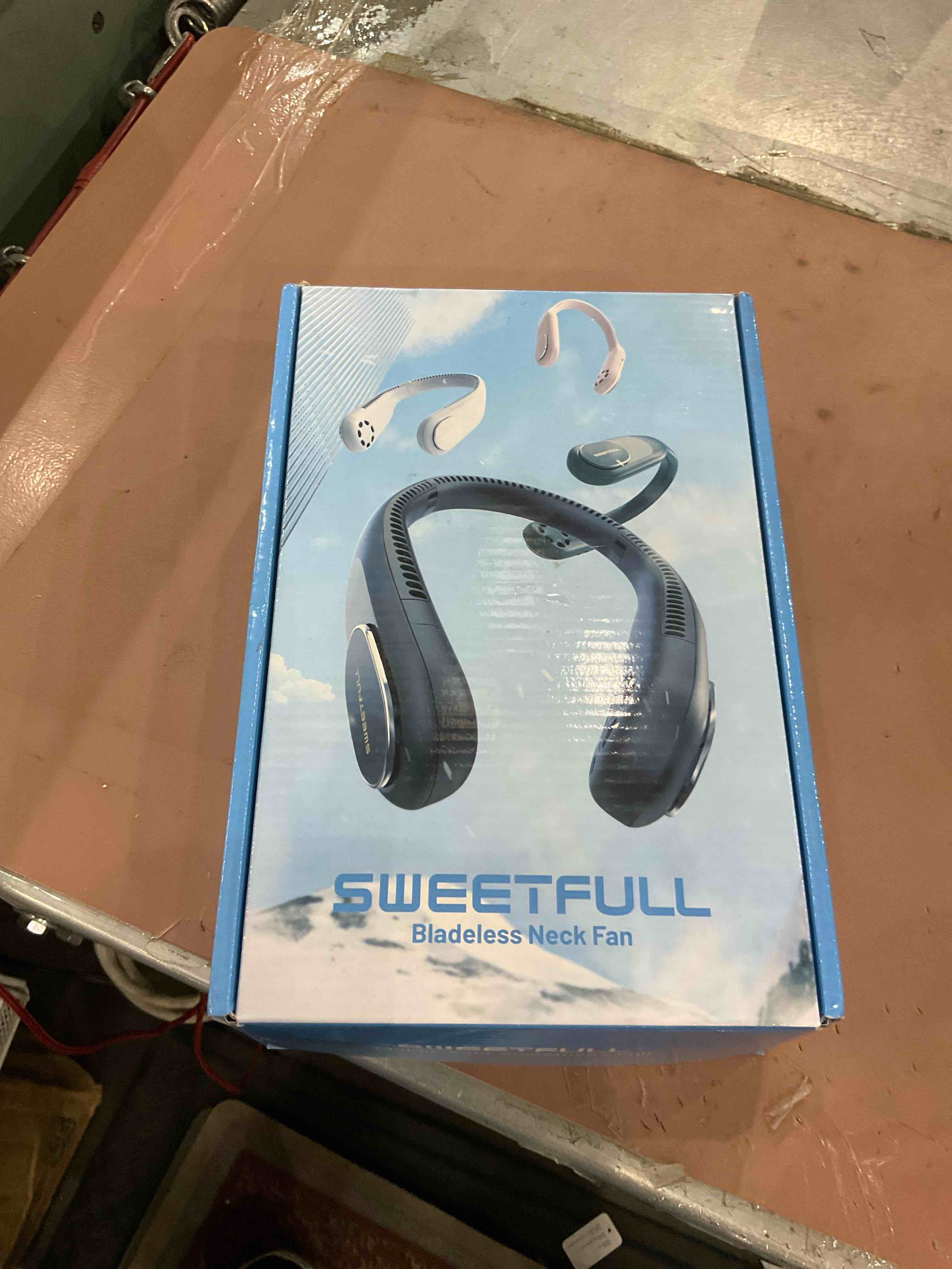 SWEETFULL Portable Neck Fan Bladeless Personal Fan 5000mAh Rechargeable Battery Operated Wearable Small Fan,360Â° Cooling Airflow, 3 Speed Neck Cooler for Women Men