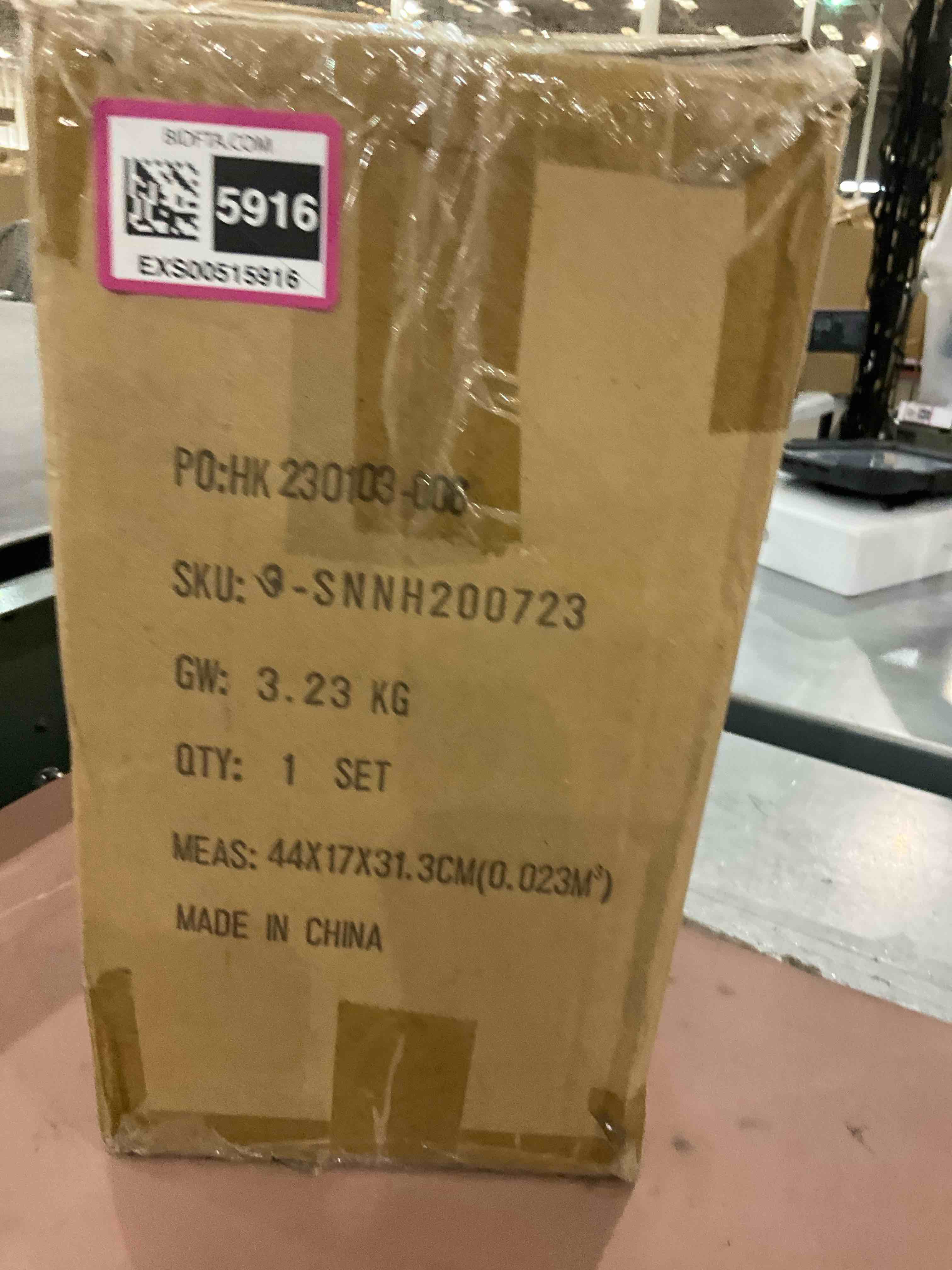 https://s3.amazonaws.com/lotting-images-prod/bidfta/EXS00515916_1696944450492.jpeg