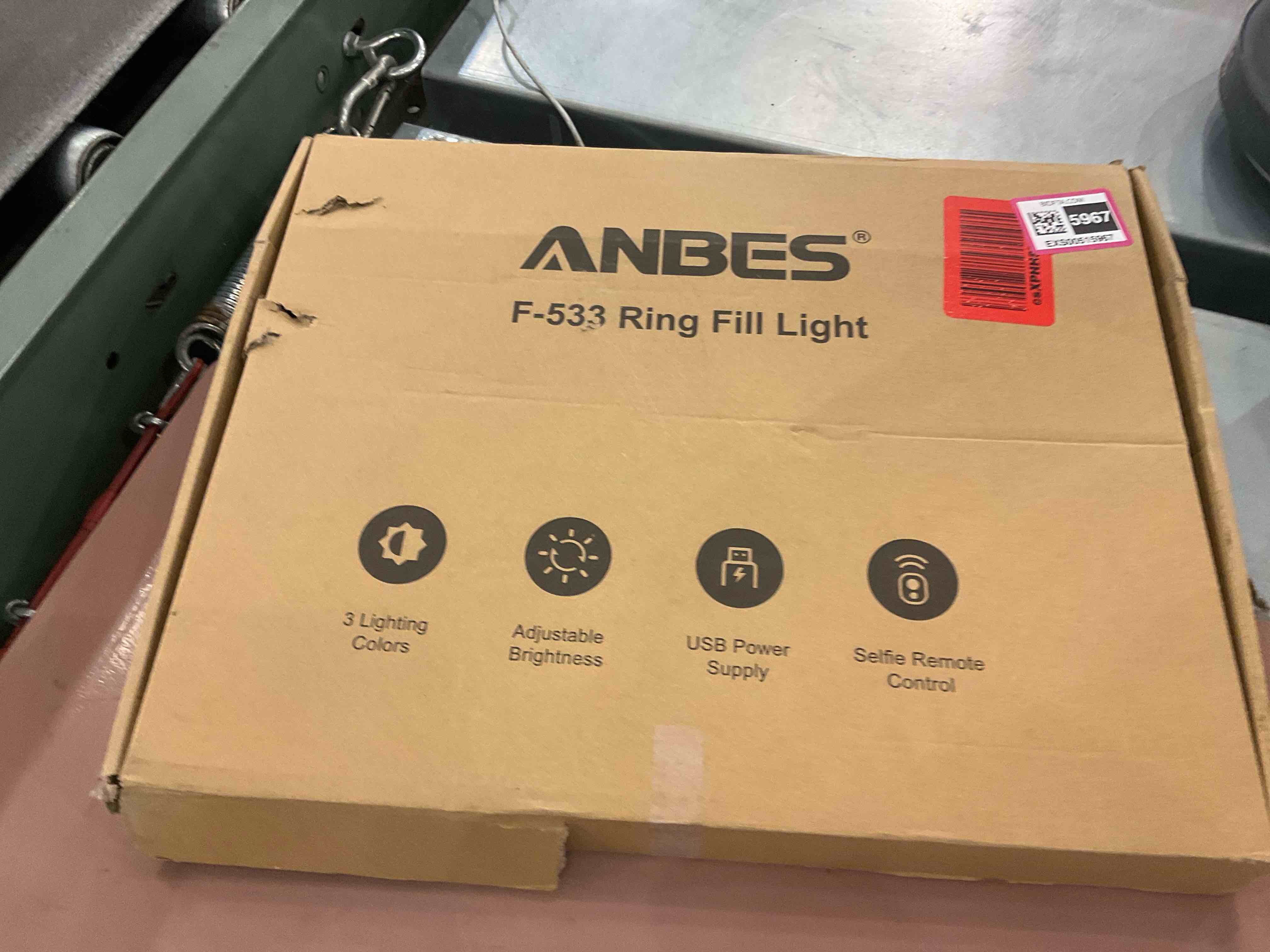 https://s3.amazonaws.com/lotting-images-prod/bidfta/EXS00515967_1696950371260.jpeg