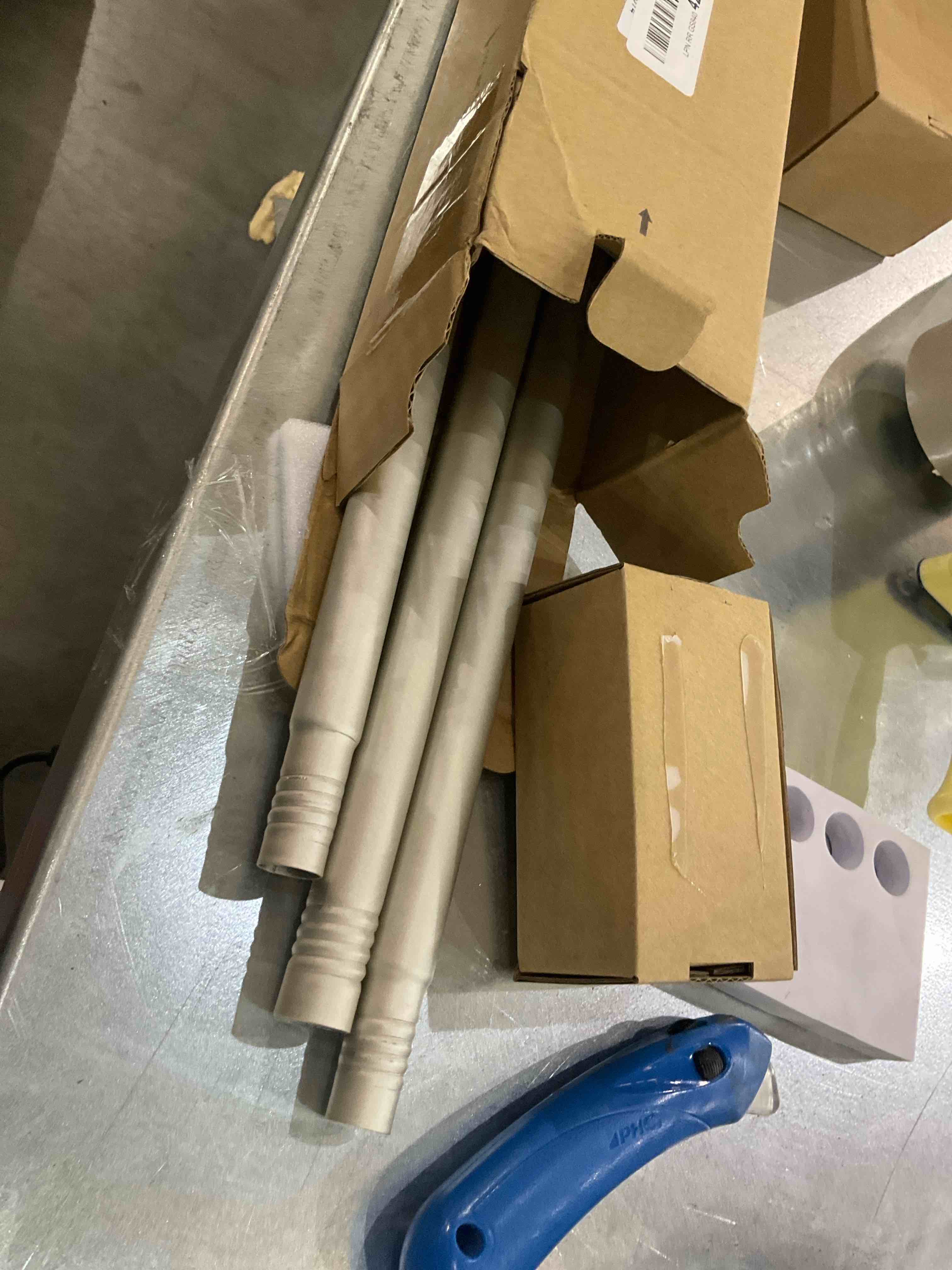 https://s3.amazonaws.com/lotting-images-prod/bidfta/EXS00516296_1695821461583.jpeg