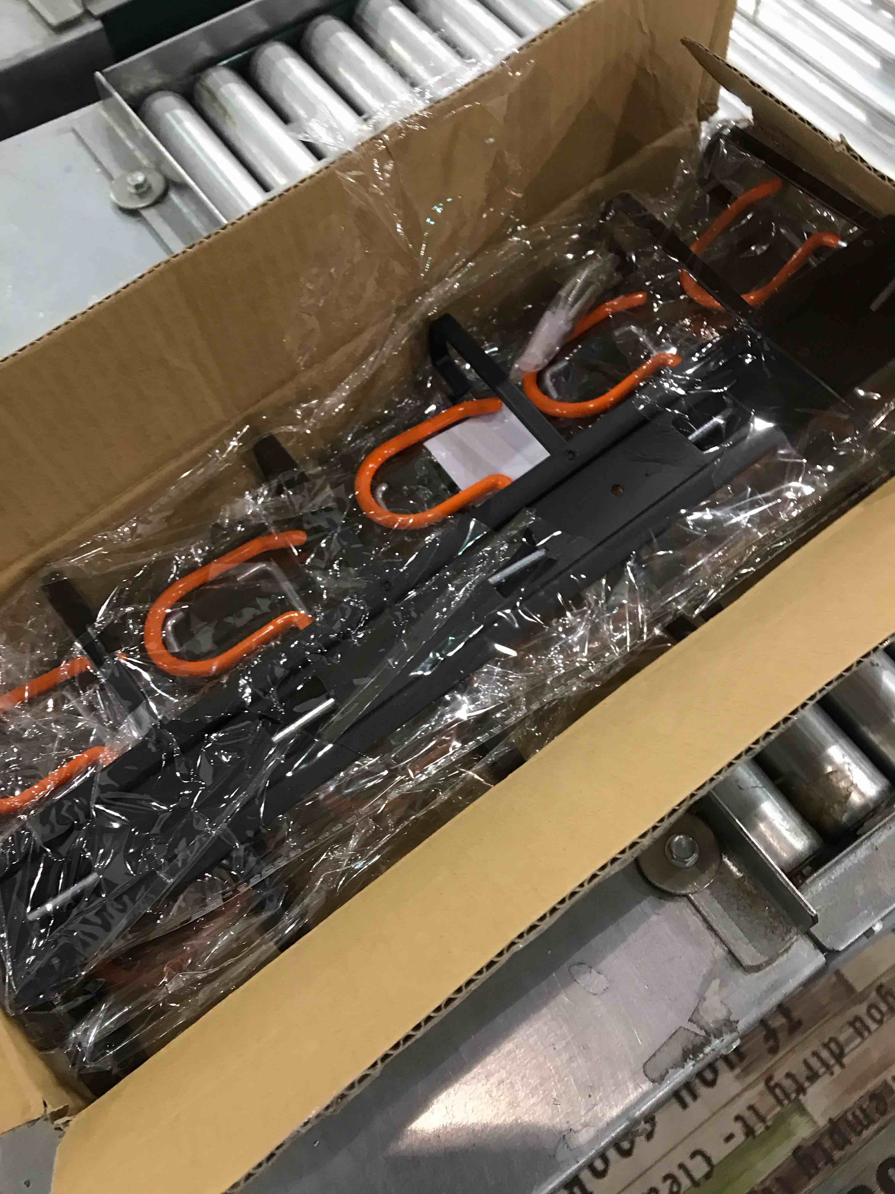 https://s3.amazonaws.com/lotting-images-prod/bidfta/EXS00516478_1697544321498.jpeg
