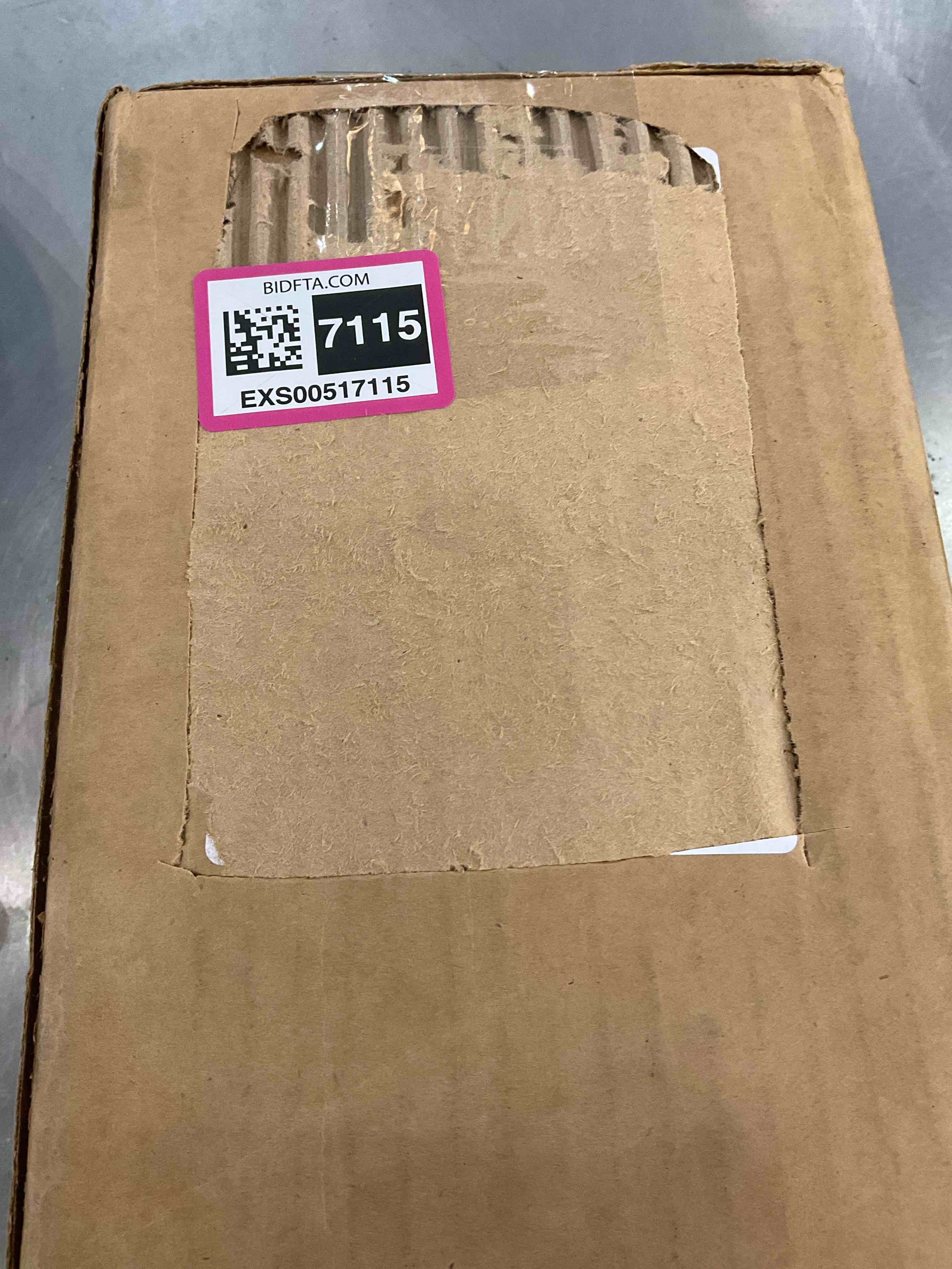 https://s3.amazonaws.com/lotting-images-prod/bidfta/EXS00517115_1696430237419.jpeg
