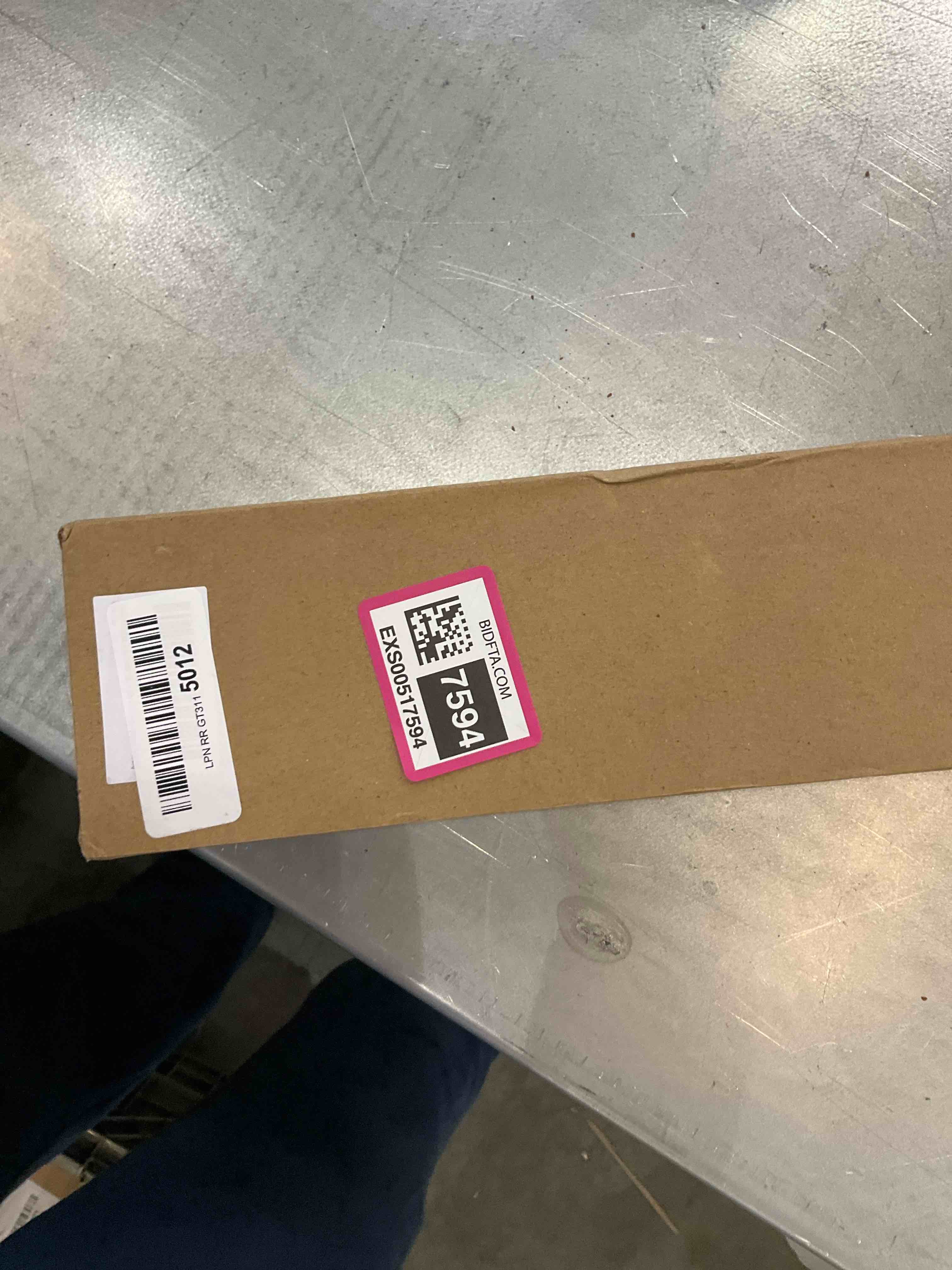 https://s3.amazonaws.com/lotting-images-prod/bidfta/EXS00517594_1695921421133.jpeg