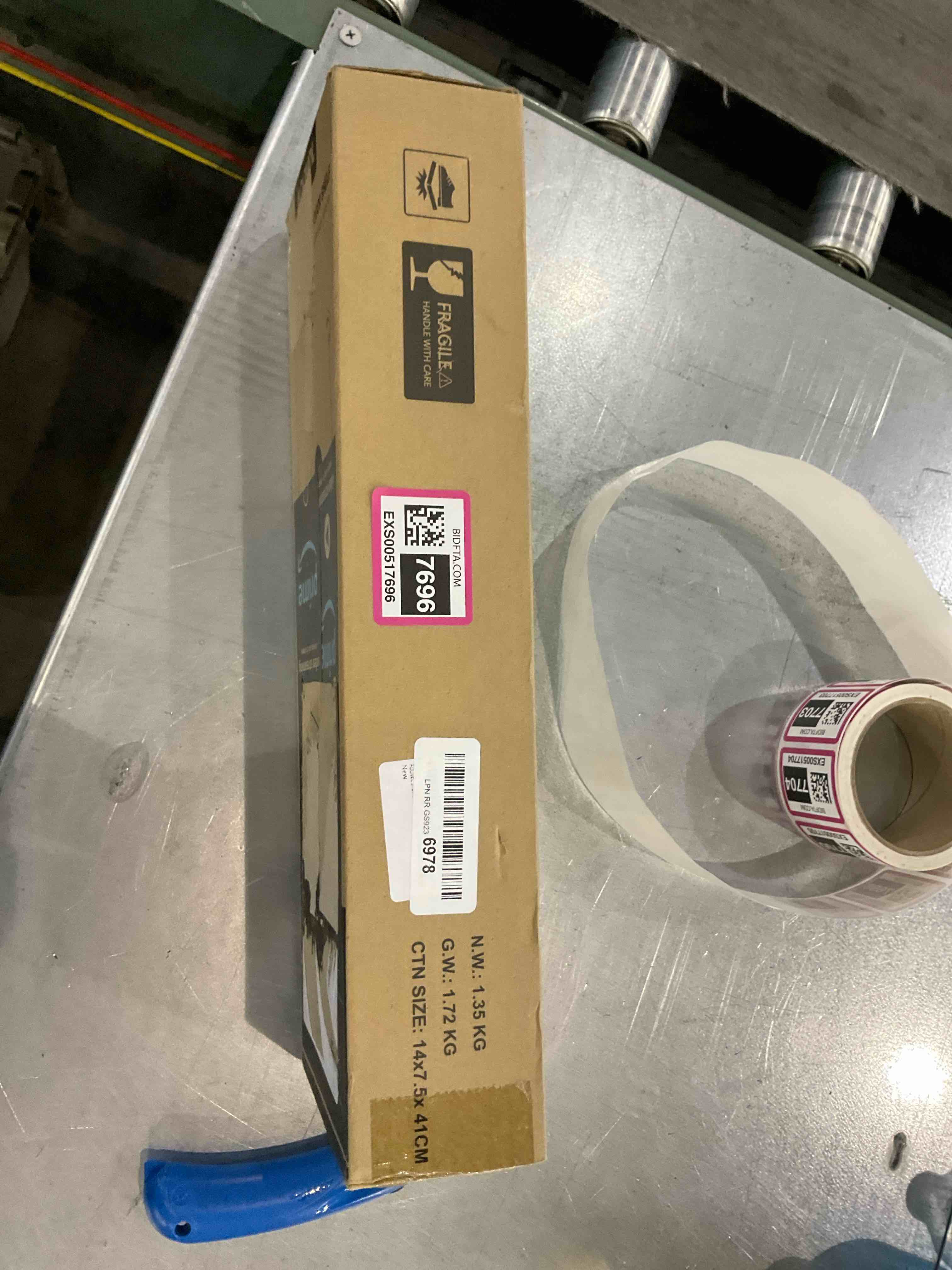 https://s3.amazonaws.com/lotting-images-prod/bidfta/EXS00517696_1695988862718.jpeg