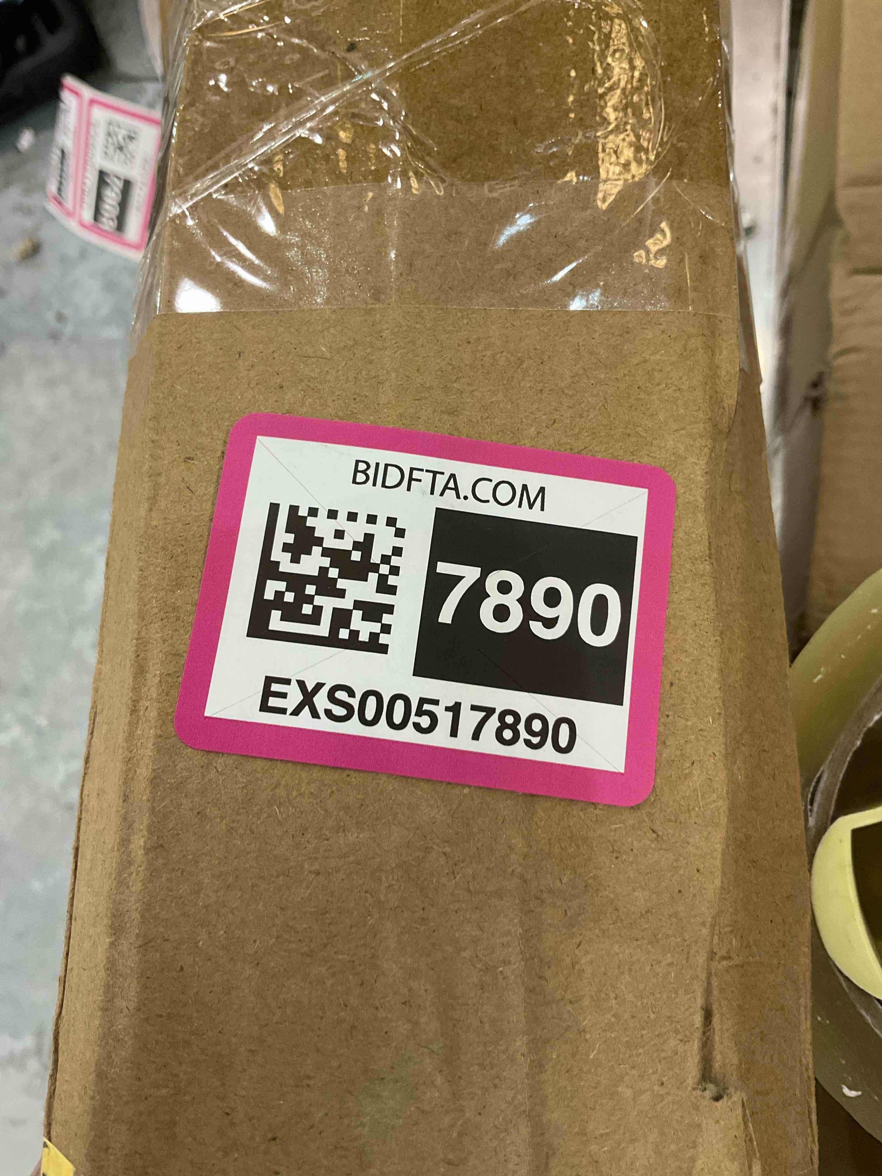 https://s3.amazonaws.com/lotting-images-prod/bidfta/EXS00517890_1696948412181.jpeg