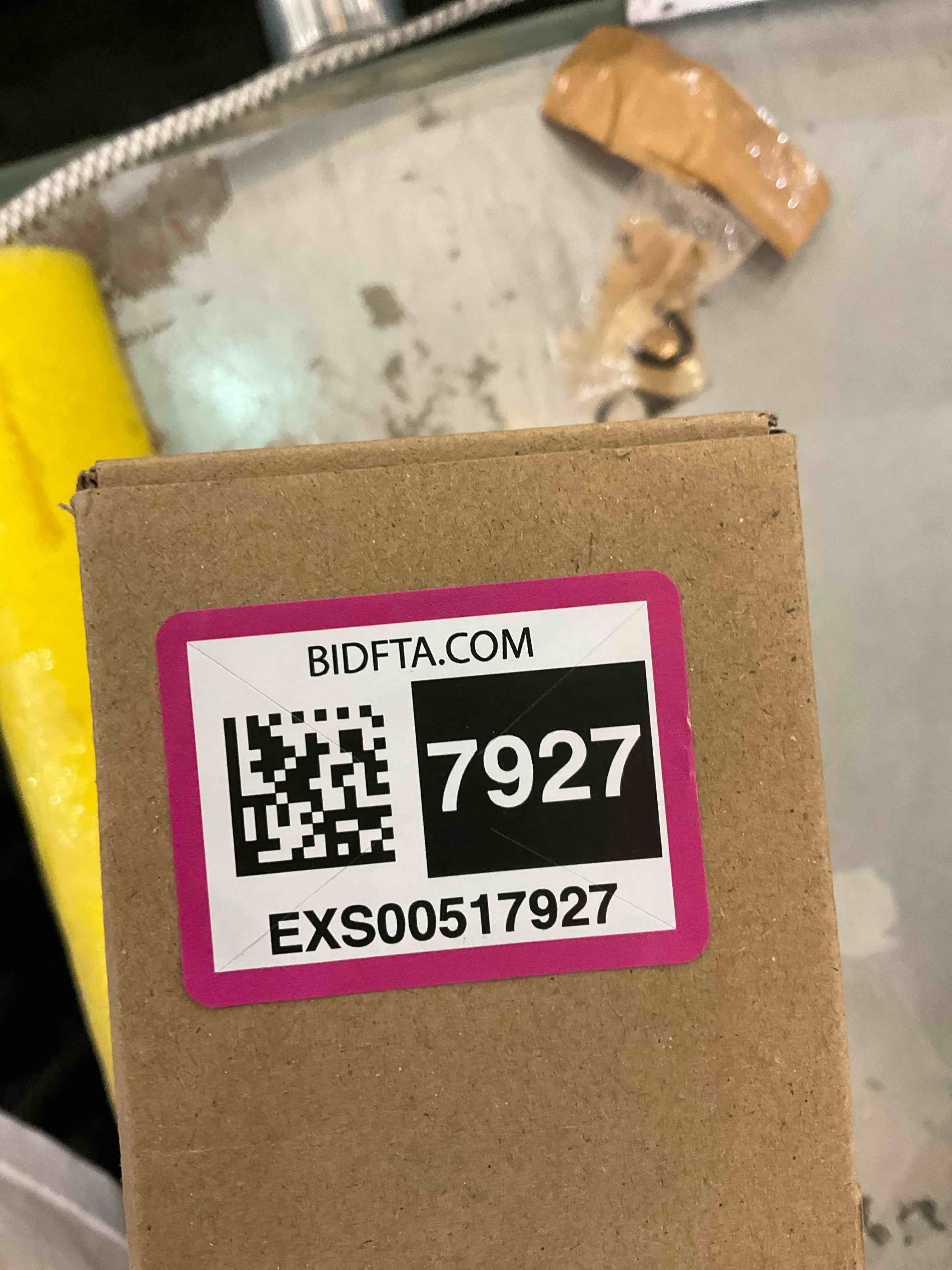 https://s3.amazonaws.com/lotting-images-prod/bidfta/EXS00517927_1696960104728.jpeg