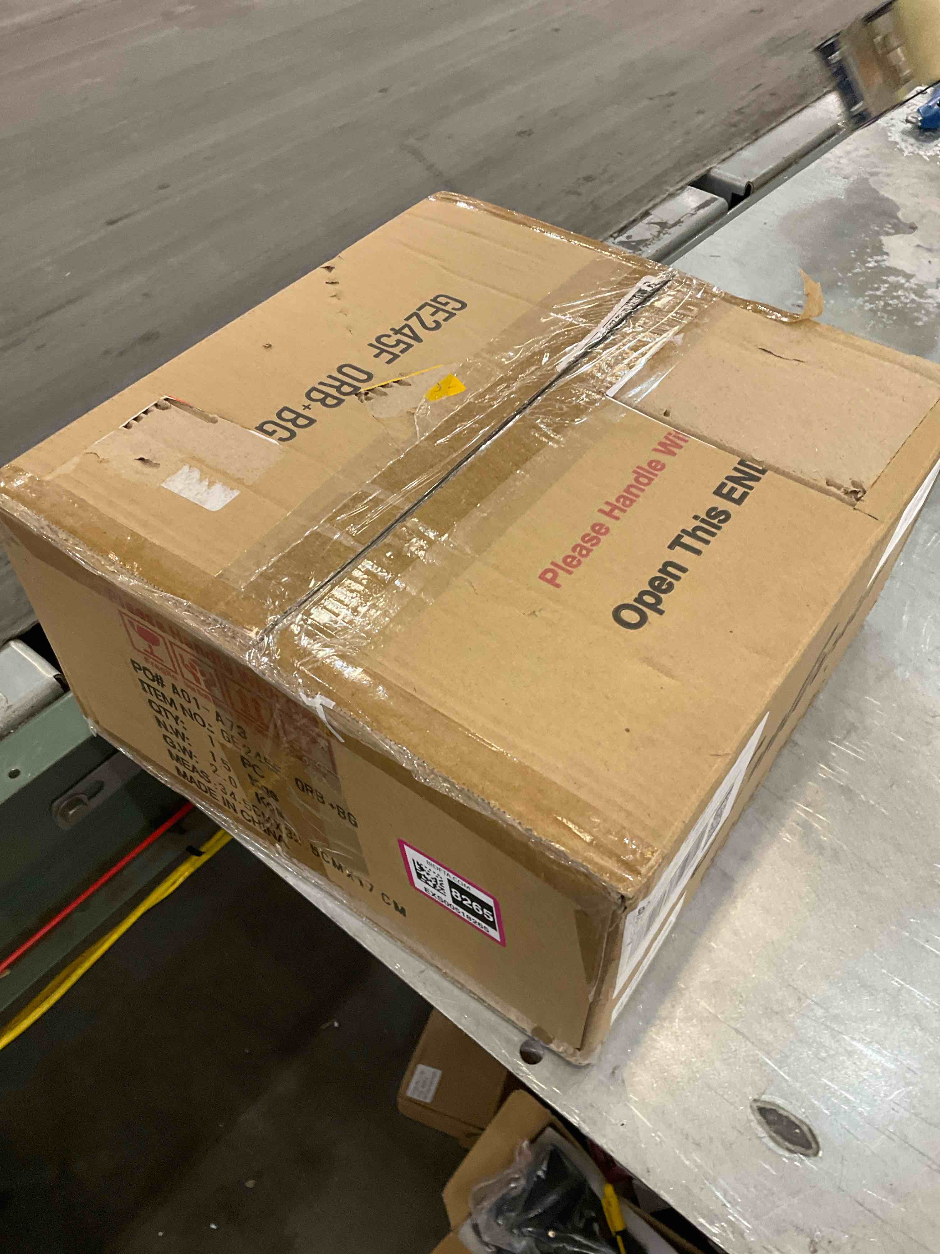 https://s3.amazonaws.com/lotting-images-prod/bidfta/EXS00518265_1696949655580.jpeg