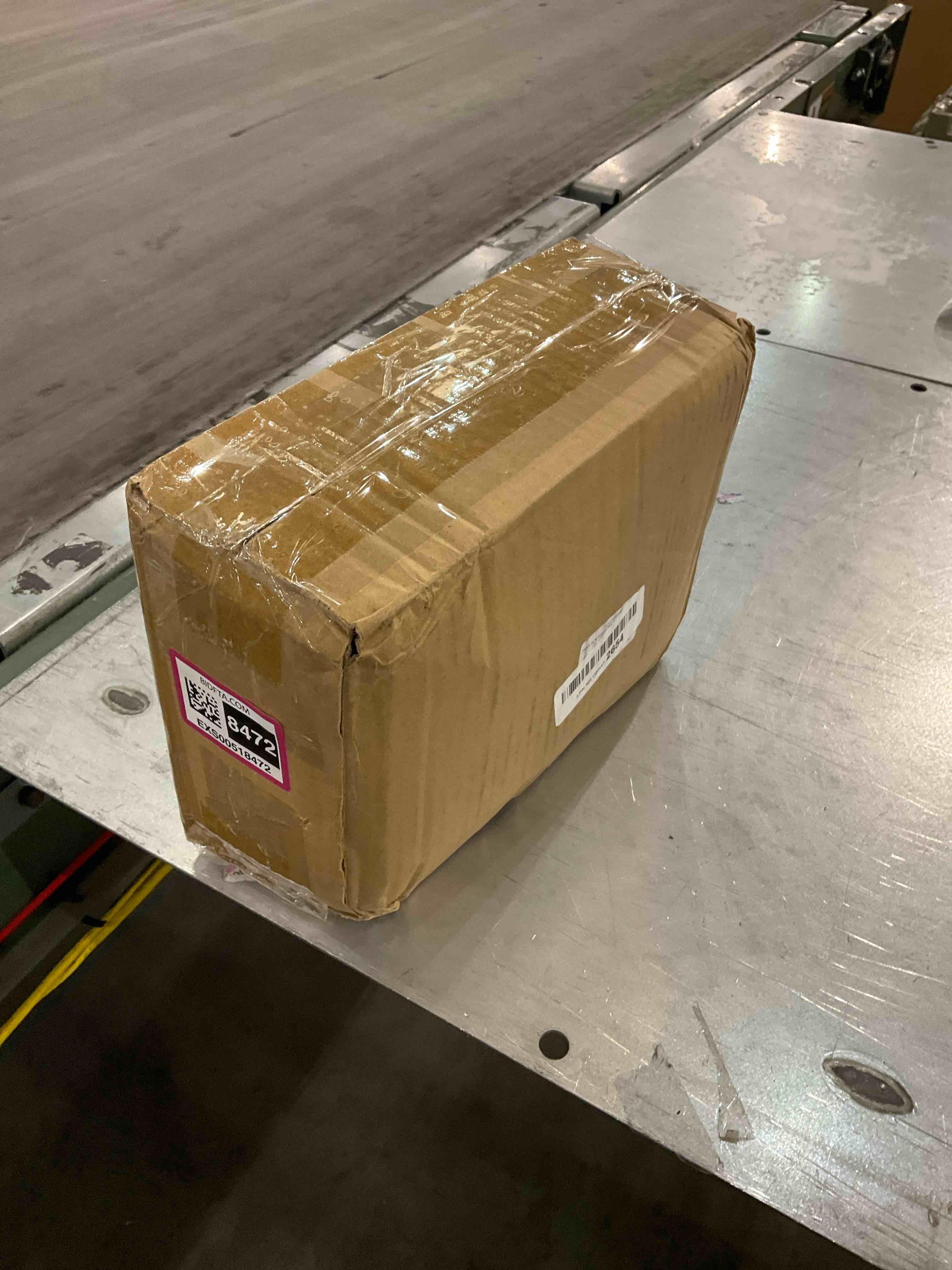 https://s3.amazonaws.com/lotting-images-prod/bidfta/EXS00518472_1697032581571.jpeg