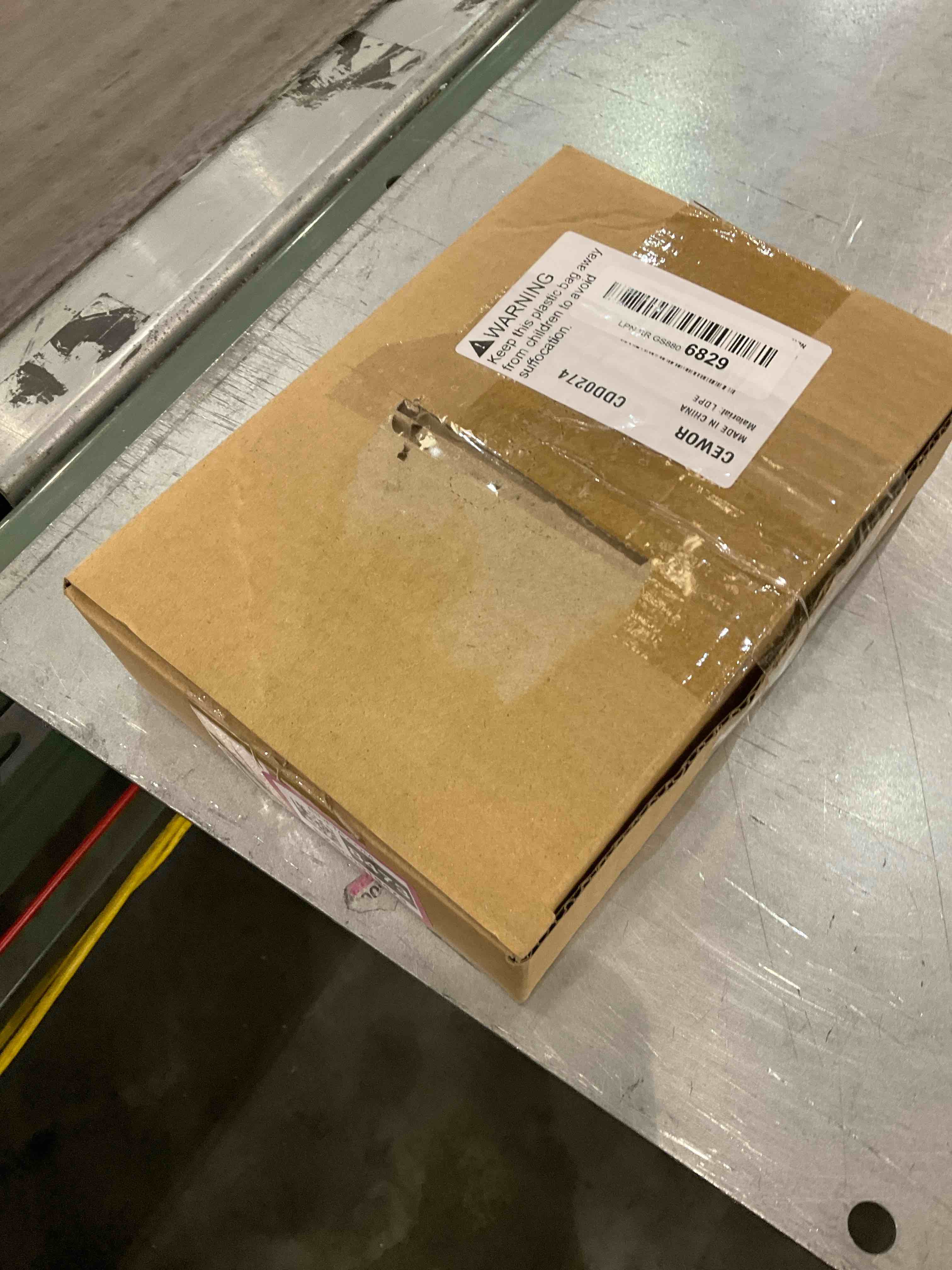 https://s3.amazonaws.com/lotting-images-prod/bidfta/EXS00518473_1697032498602.jpeg
